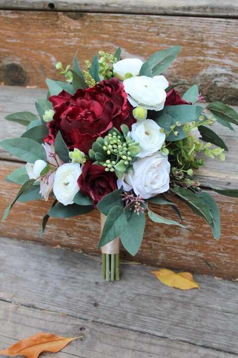 WEDDING FLOWERS BRIDESMAID BOUQUET IN BURGUNDY AND IVORY ROSES 