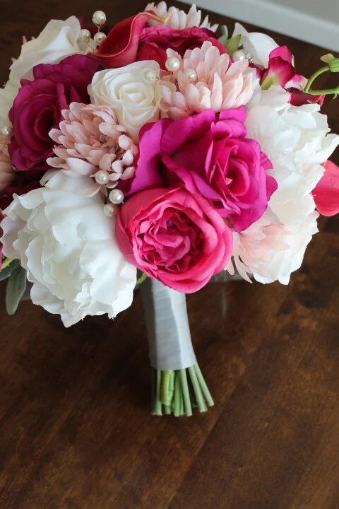 *Actual* Valentine's Day Silk Wedding Flowers