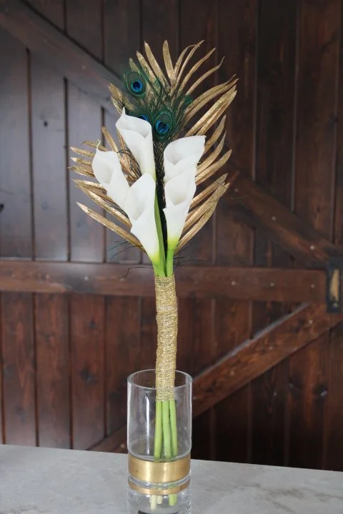 Gold, White and Peacock Feathers Bouquet Recreation - Reveal