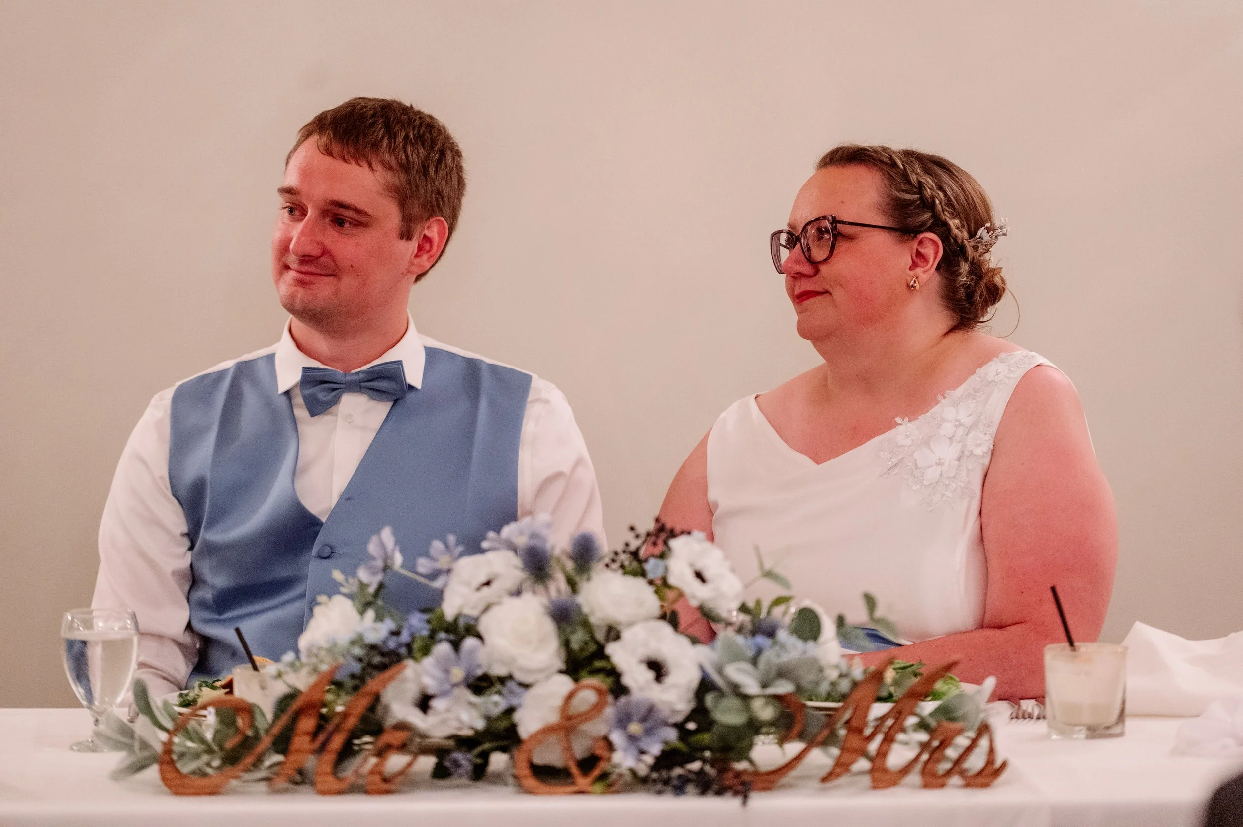 custom-silk-bridal-bouquet-wedding-flowers-blue-white-table-arrangement