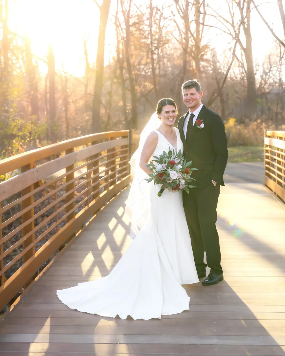 romantic-wedding-flowers-custom-bridal-bouquet-roses-eucalyptus-boutonniere