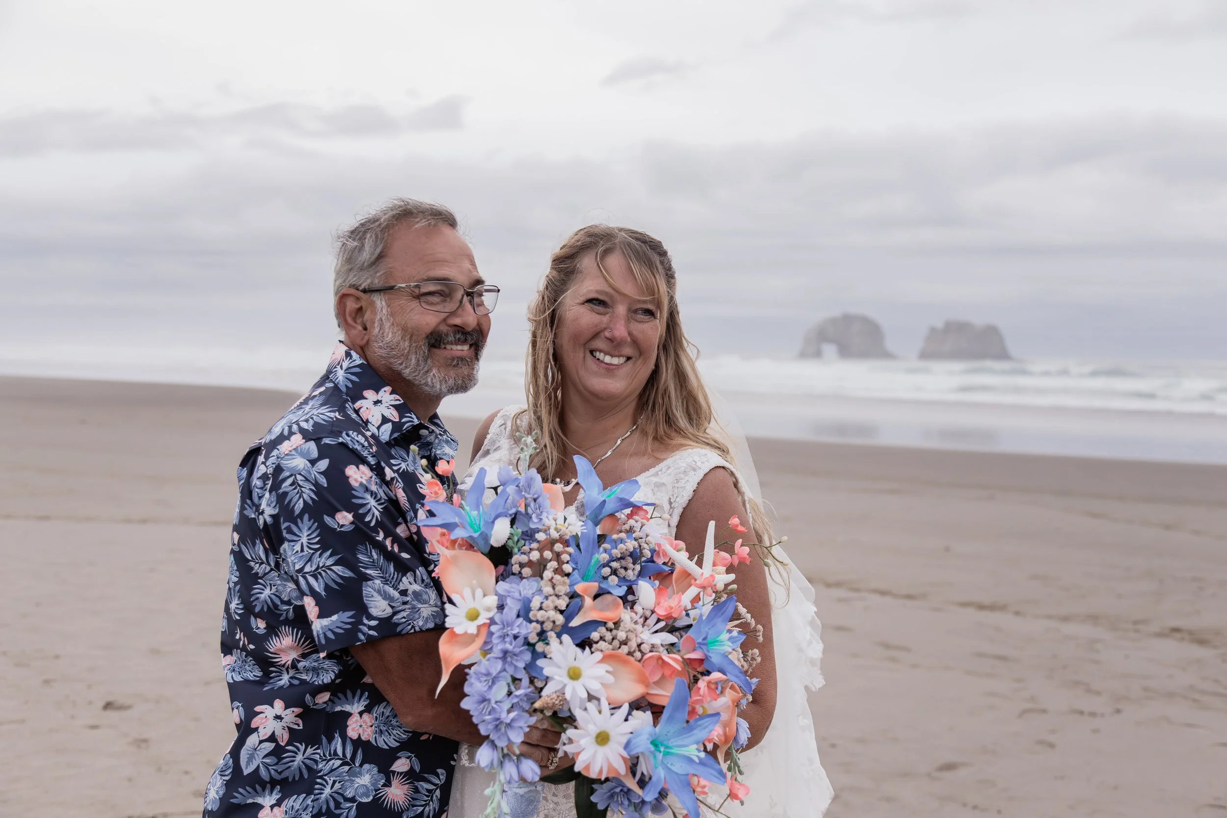 beach-wedding-flowers-custom-silk-bridal-bouquet