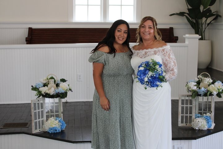 custom-silk-wedding-flowers-bridal-bouquet-table-arrangements