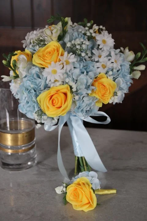 summer wedding flowers custom bridal bouquet