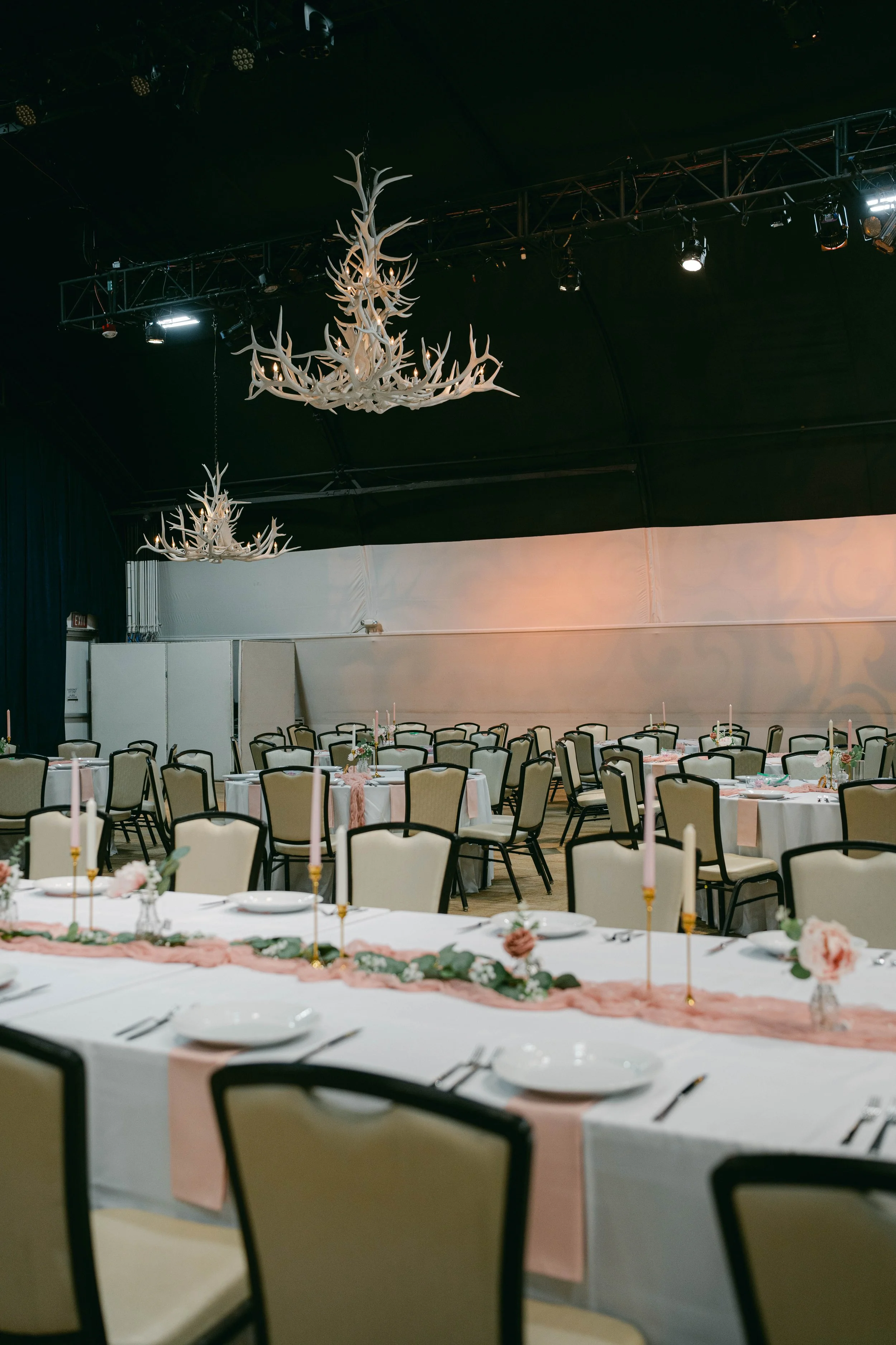 custom-silk-wedding-flowers-rose-bridal-bouquet-table-arrangements