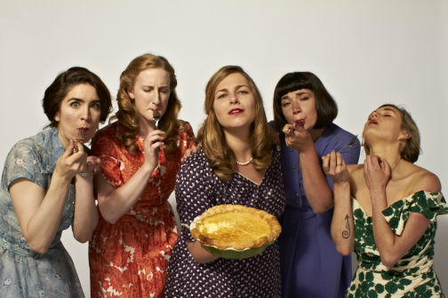 Larissa Archer, Caitlin Evenson, Susan Shay, Sophia LaPaglia & Karina Wolfe, 5 LESBIANS EATING A QUICHE Tides Theatre, Photo by Michael David Rose