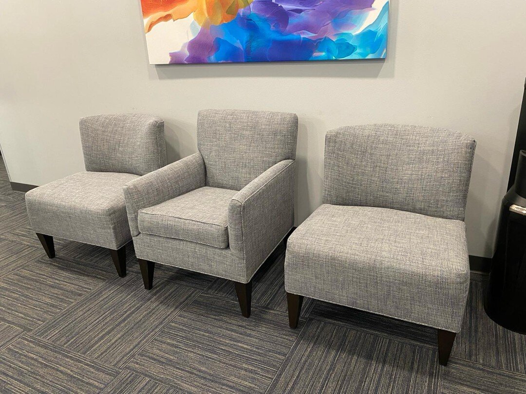 Delivering to a corporate space today. We do both residential and corporate upholstery! 

#waitingroom #upholstery #chicagoupholstery #loungechair