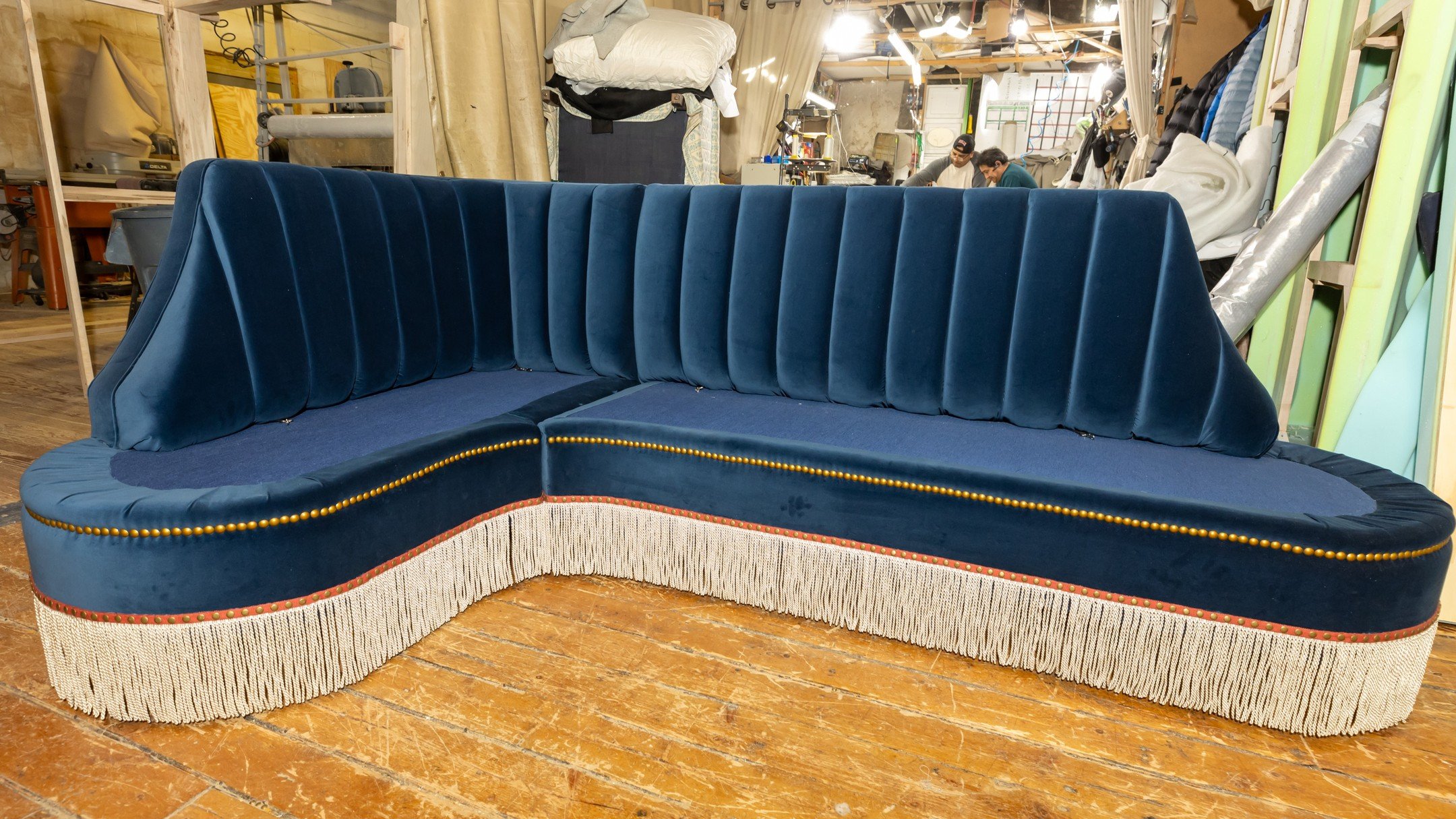 Channeled, nail heads, and bullion! Custom built banquette and curved upholstered sofa delivered this week!

#upholstery #upholstered #livingroom #livingroomdecor #livingroomdesign #livingroomideas #homedesign #homedecor #interiordesign #interiors #i