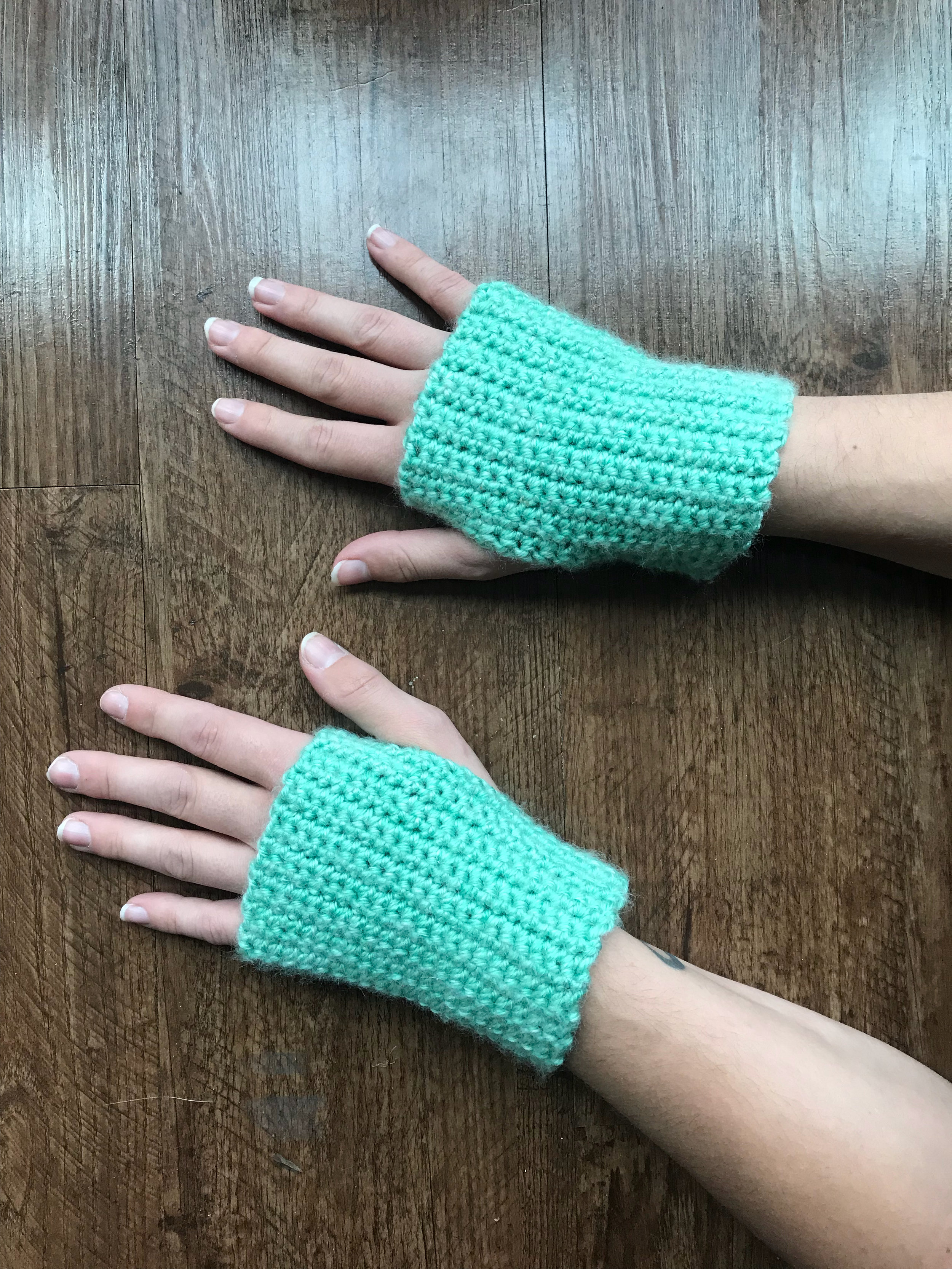 crochet-gloves.jpg