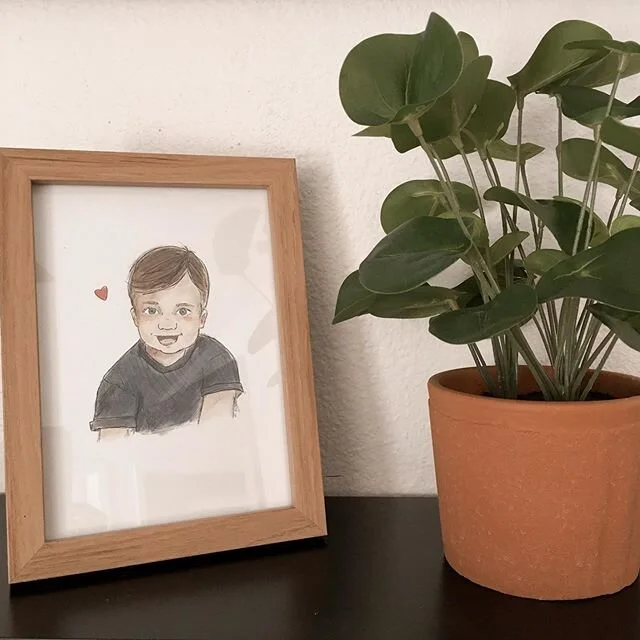 Portrait of Diego ❤️ Thinking of adding a more detailed colored sketch option on my site soon. They take longer so I would only have a few spots open every month for them, I&rsquo;ll update soon! .
.
.
.
.
.
#kiartist #kiartistdoodles #artistsoninsta