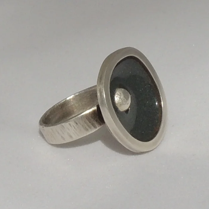 Islands ring