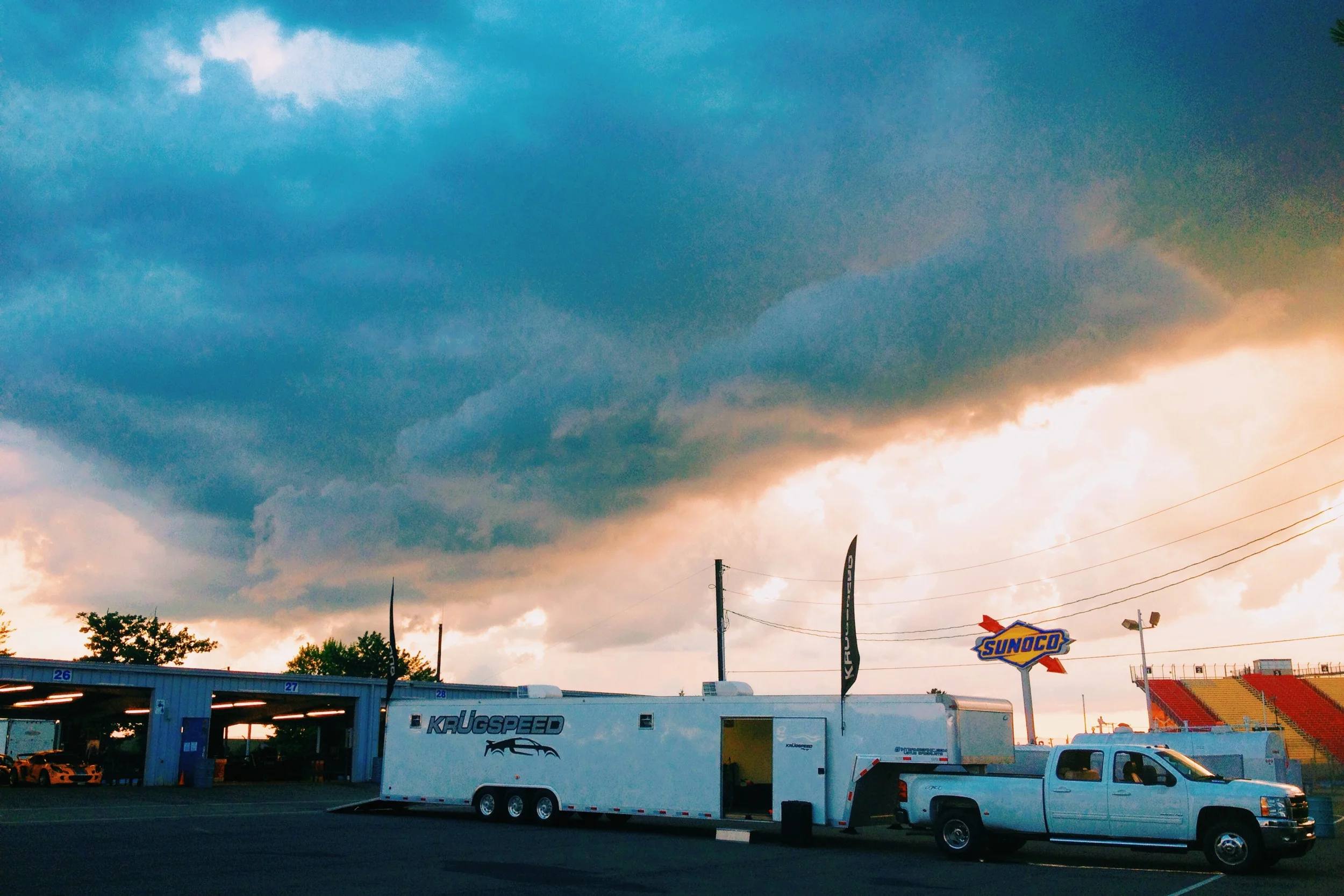 KRUGSPEED arrival TheGlen for the URETSKY Drivers_2014.JPG