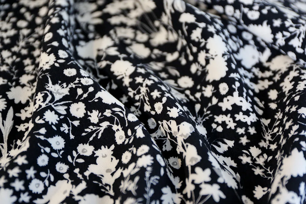 Black-White-Ditsy-Floral-Rayon-Crepe-Deadstock-Fabric-clothstory.com-6.jpg