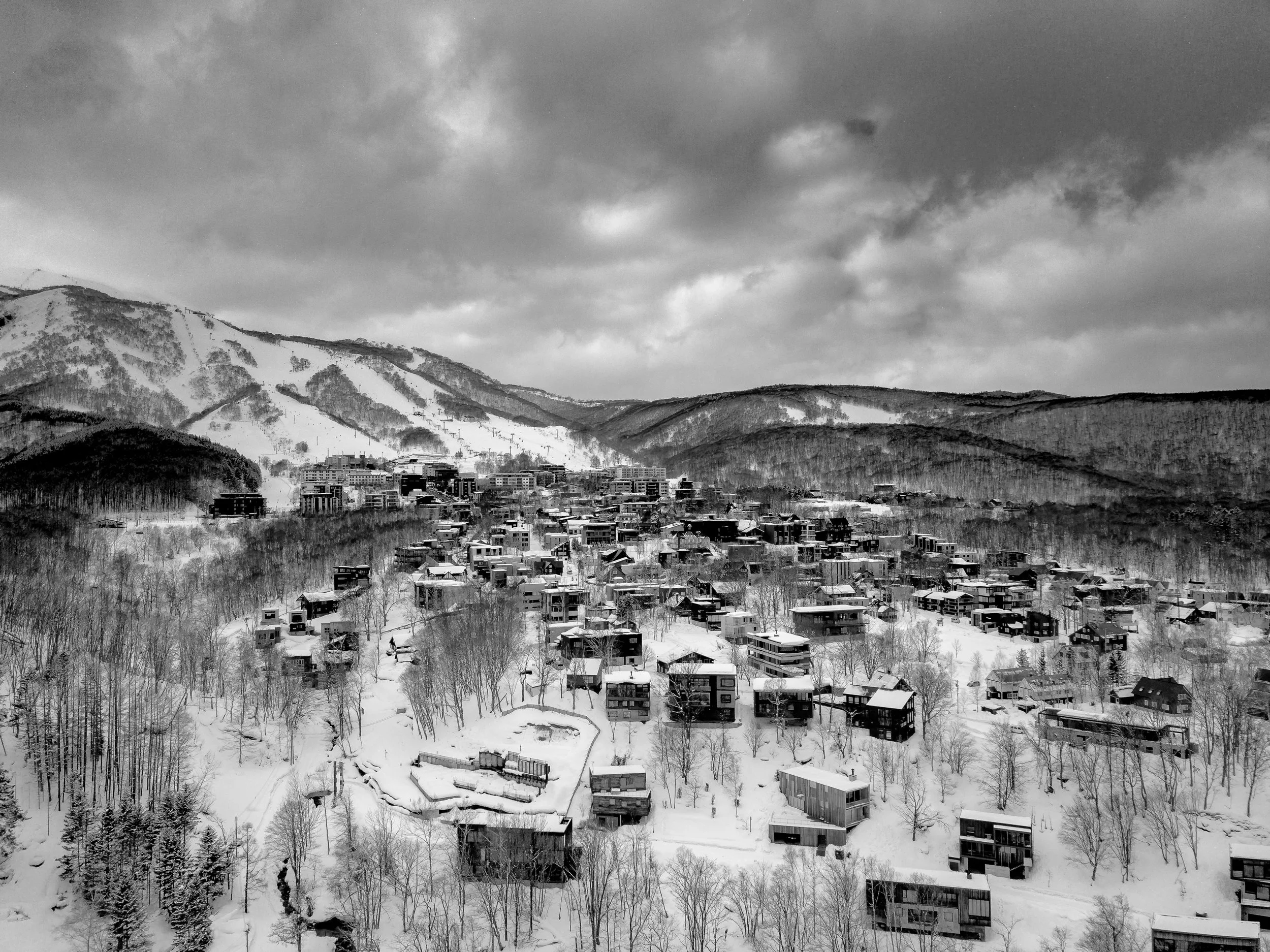 Niseko_2016_Houses_Snow-DJI_0400.jpg