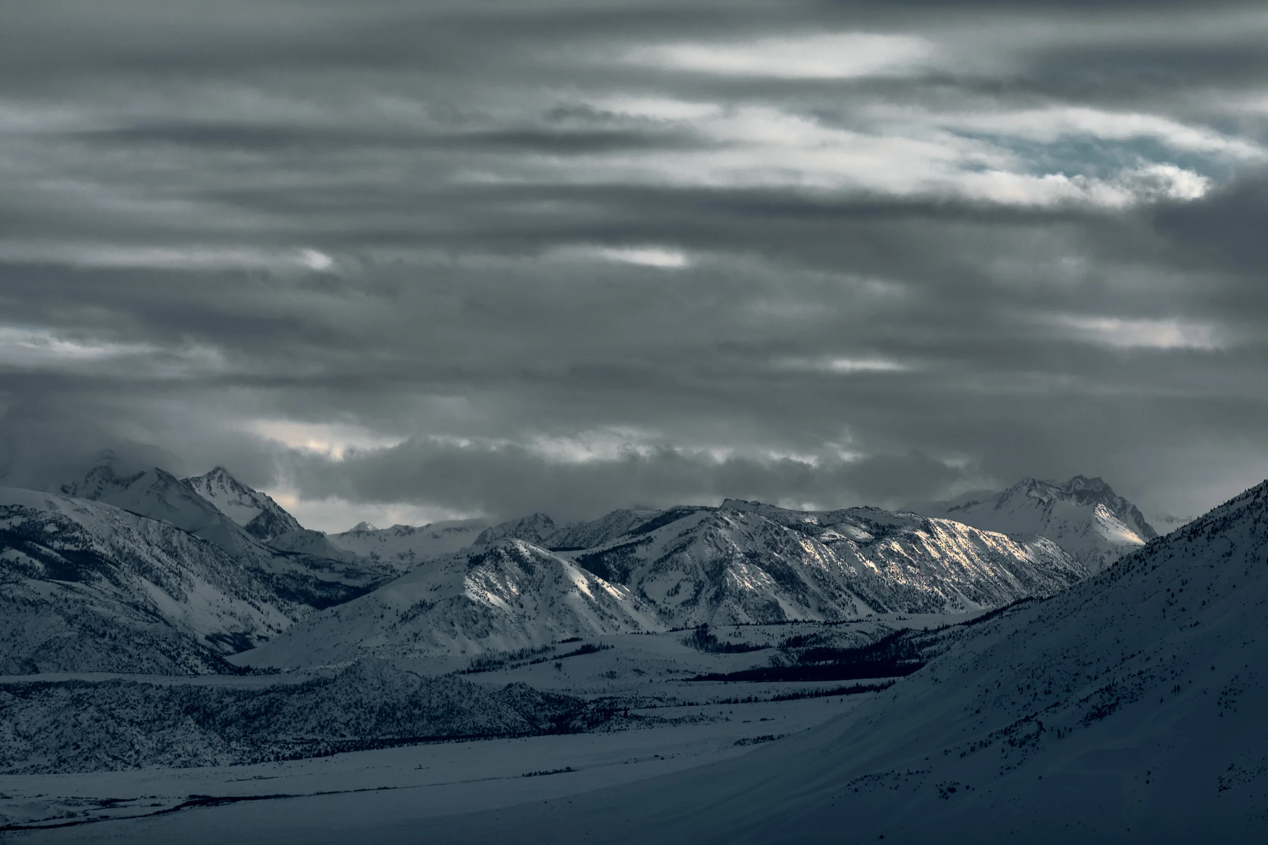 Mammoth_395_Windmills-SG5D9679.jpg