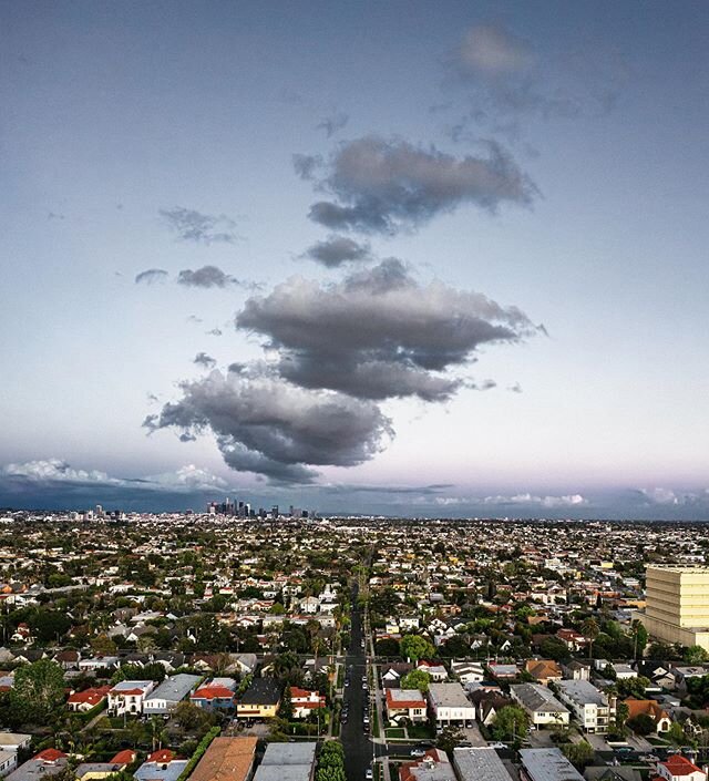 6:55PM West Hollywood
Looking towards #DTLA from #weho during #TouchlessBirthday, the recent rains and reduced traffic making for crispness that is rarified air for sure. Pinch-Zoom for downtown. &bull;
&bull;
 #quarantinestories #quarantinebirthday 