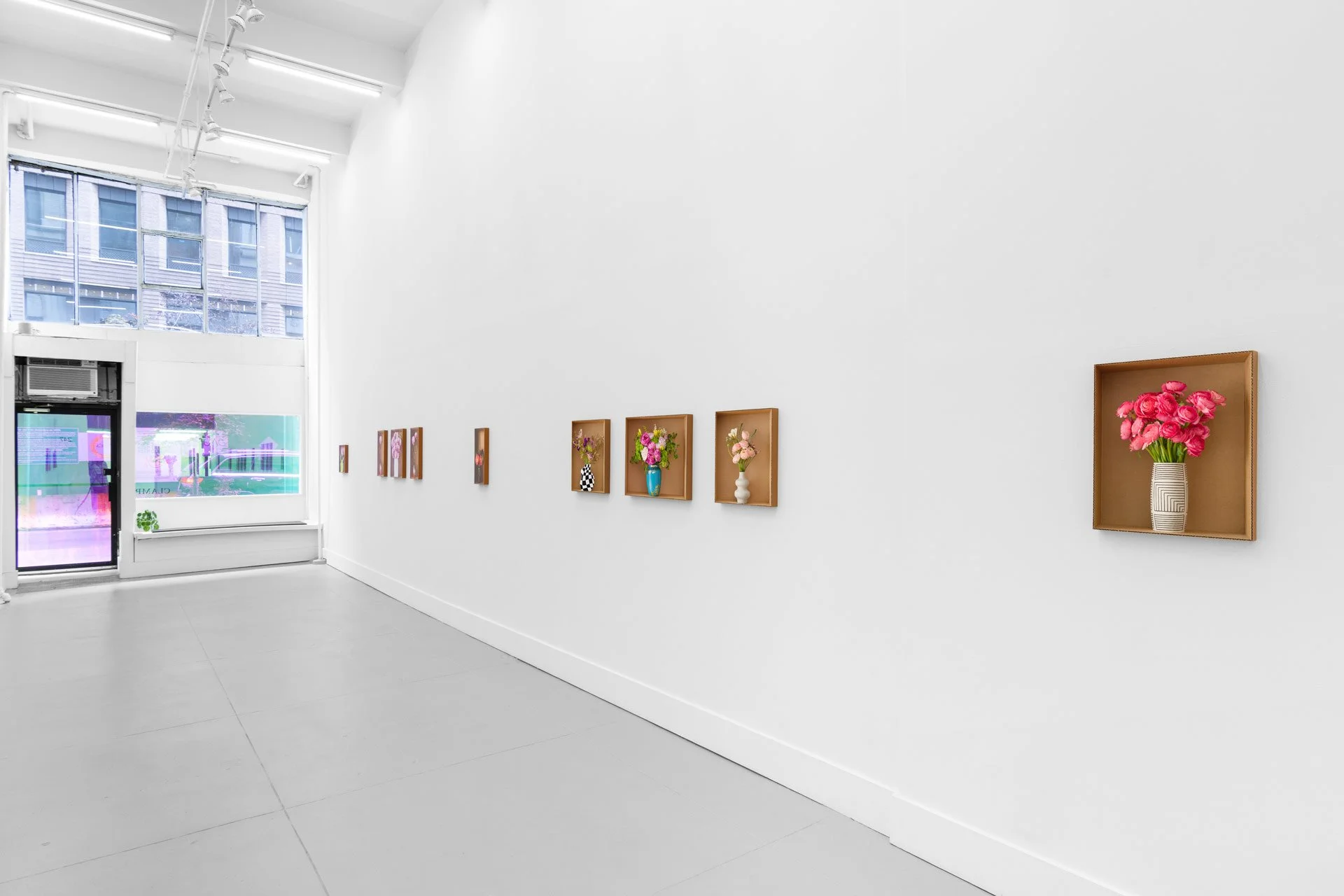 Handal_Engaños-Installation-5.jpg