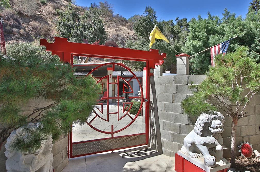 POCKET LISTING Rock ’n’ Roll meets Asia on a Secluded Acre Lot!