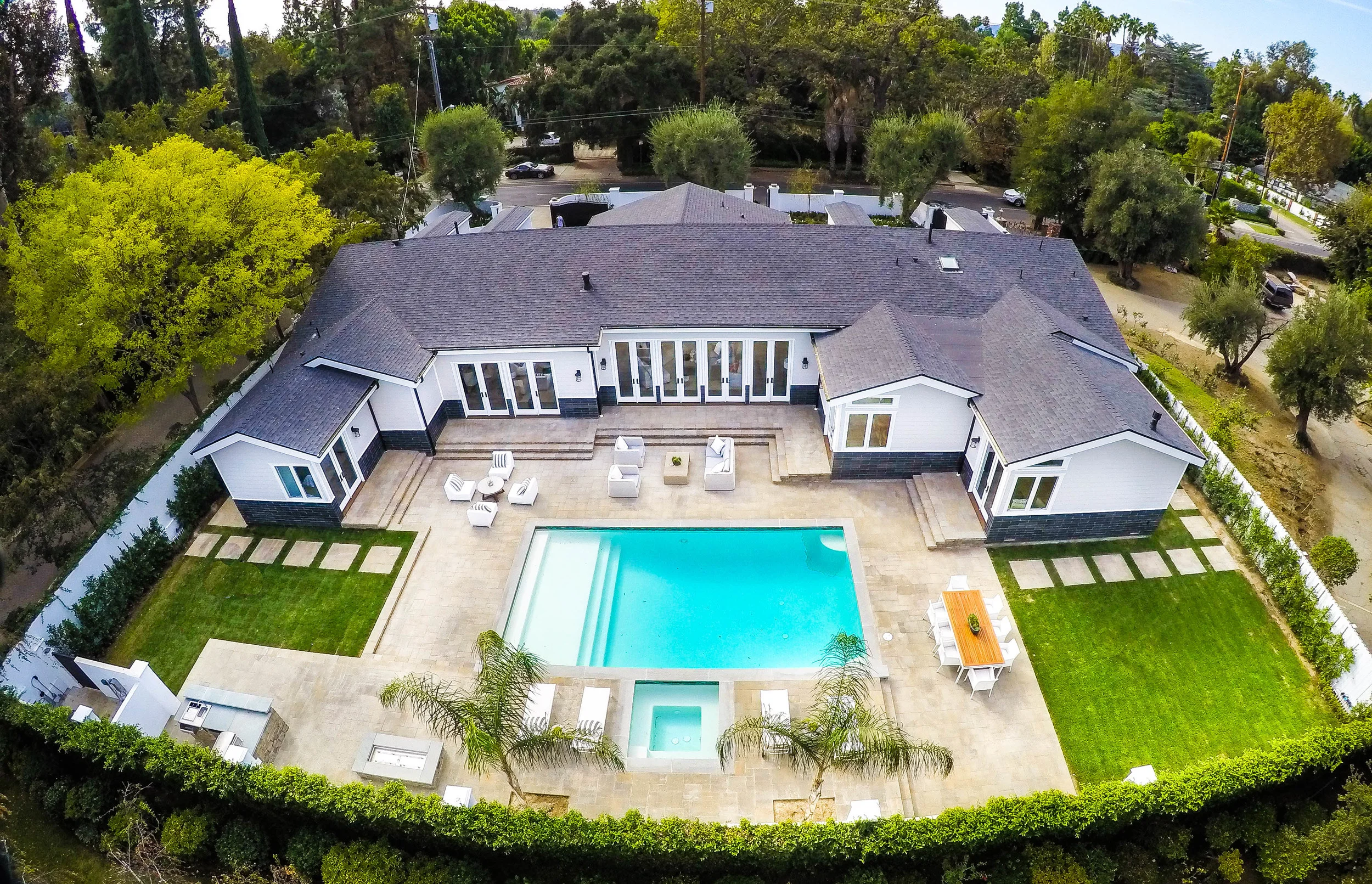 5158 Louise Ave | Encino