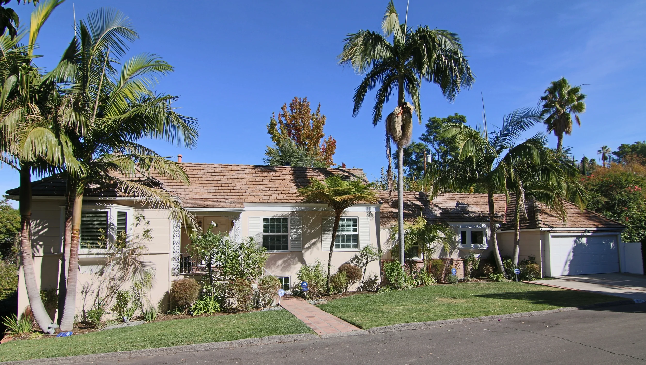 13419 Galewood St. | Sherman Oaks