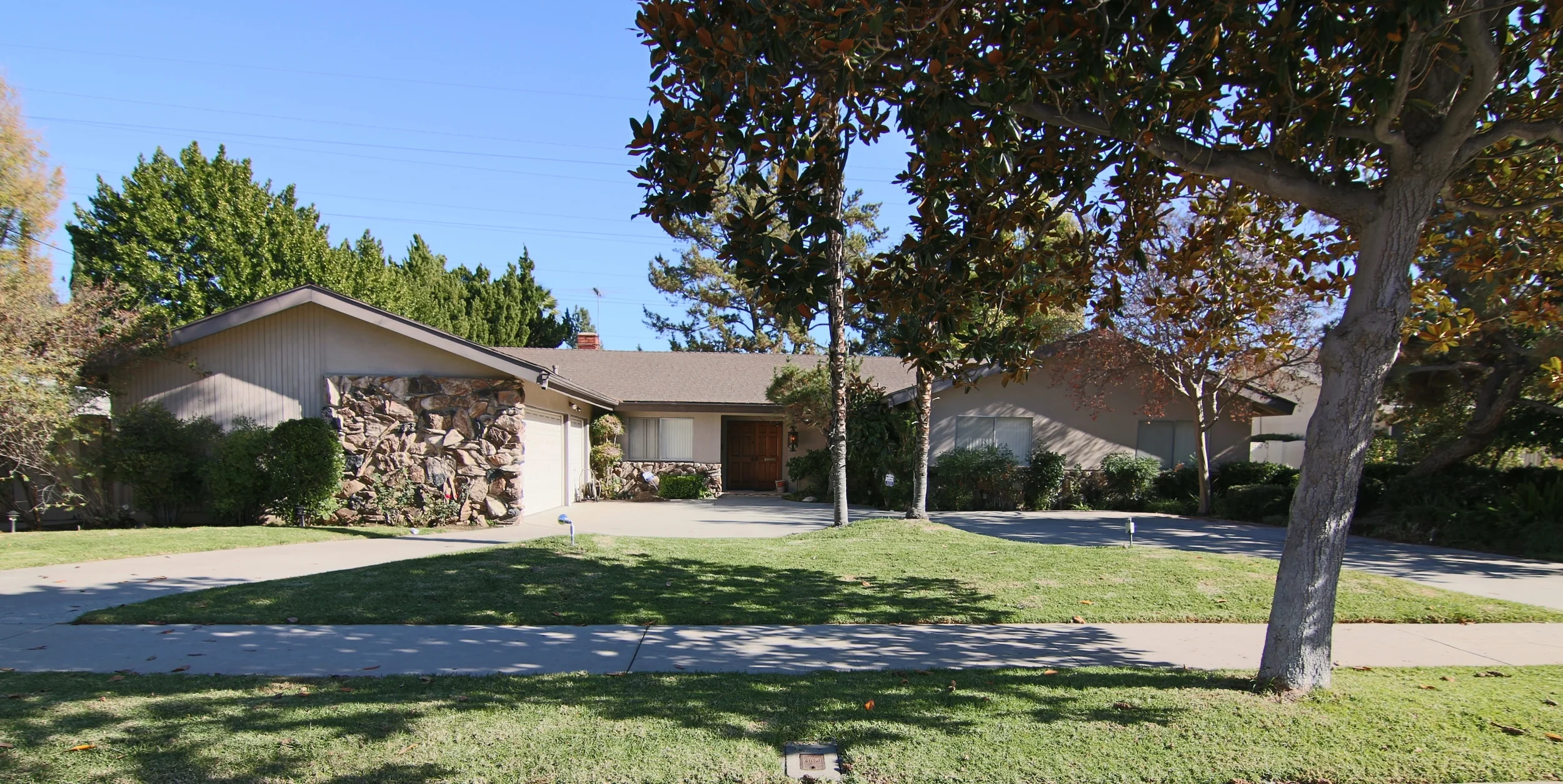 5300 Crebs Ave | Tarzana