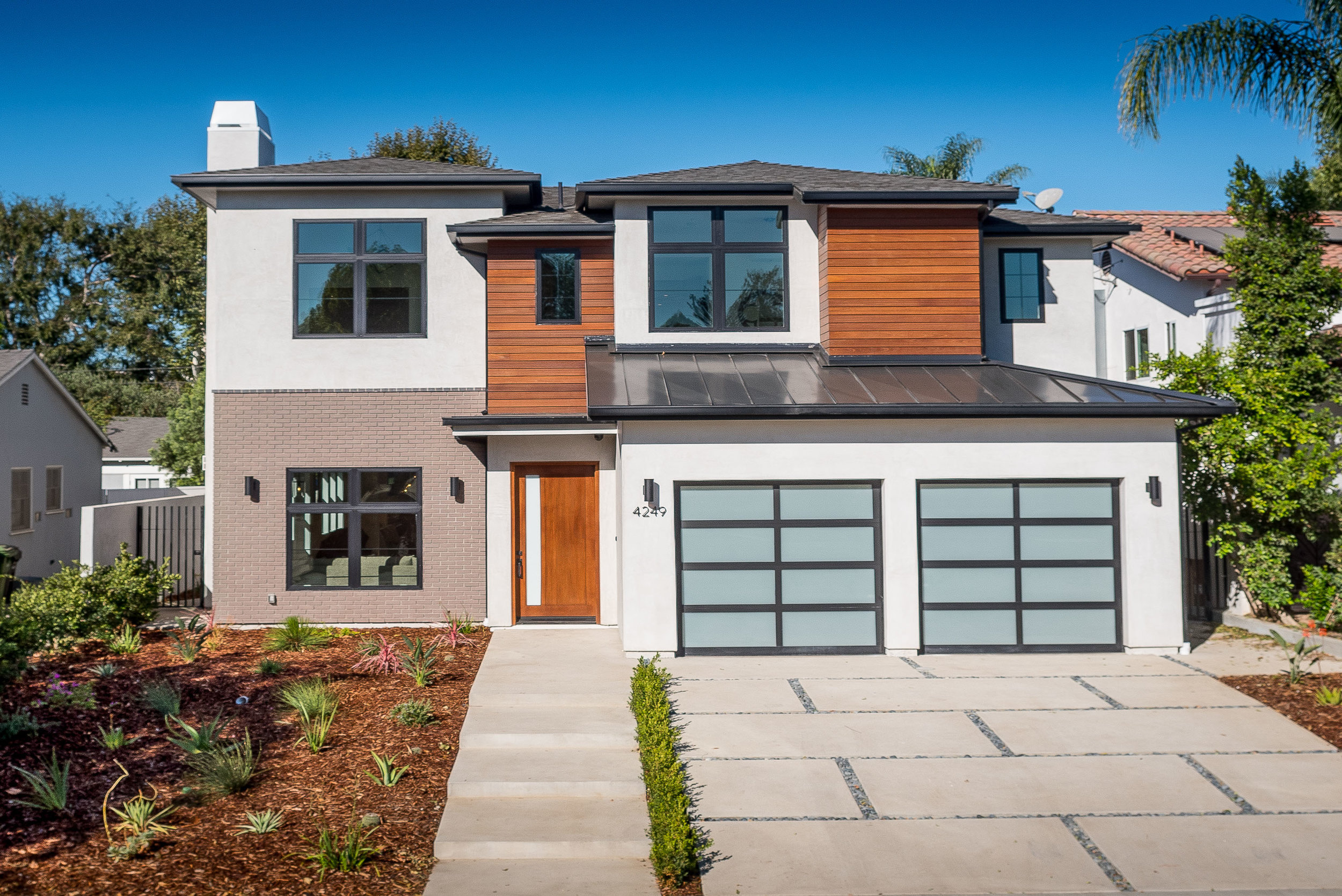 4249 Rhodes - Main.jpg