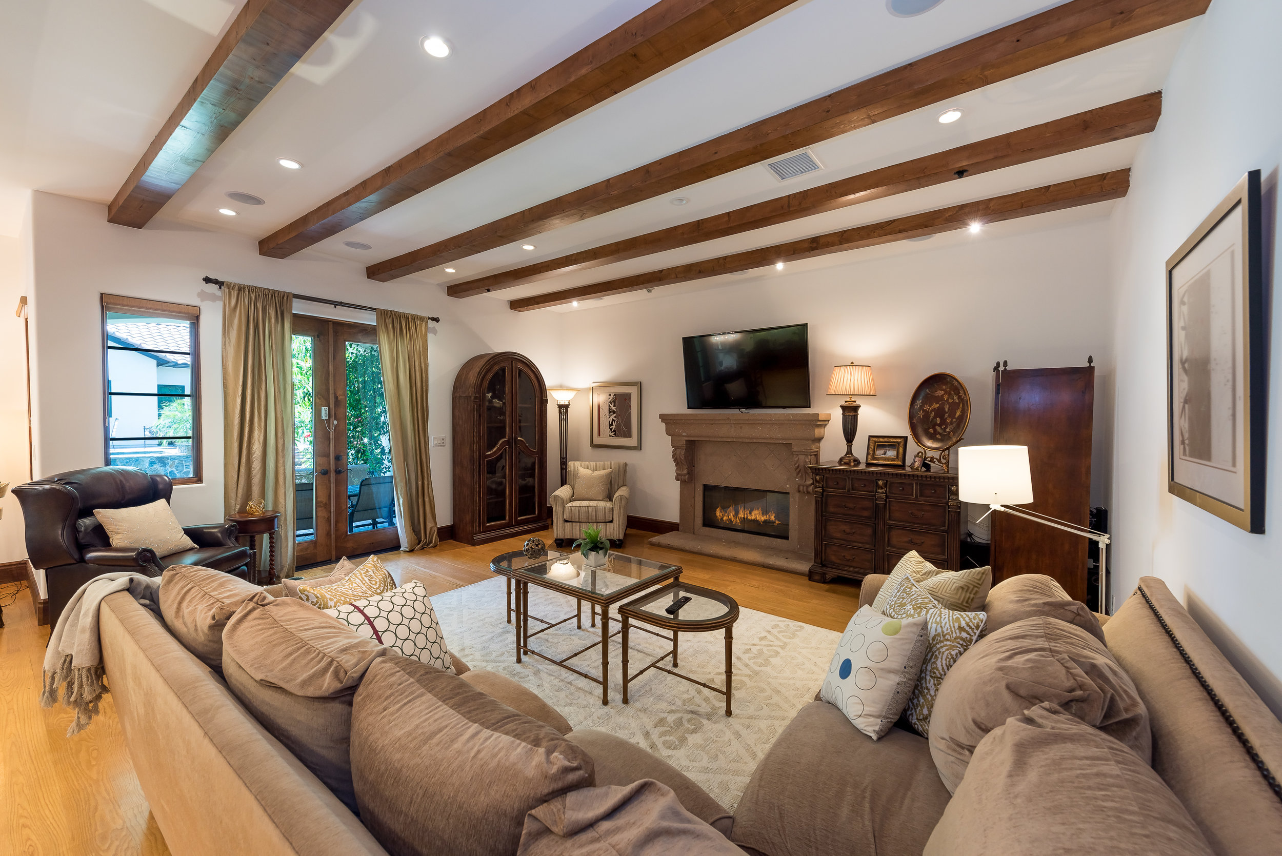 33 Great Room.jpg