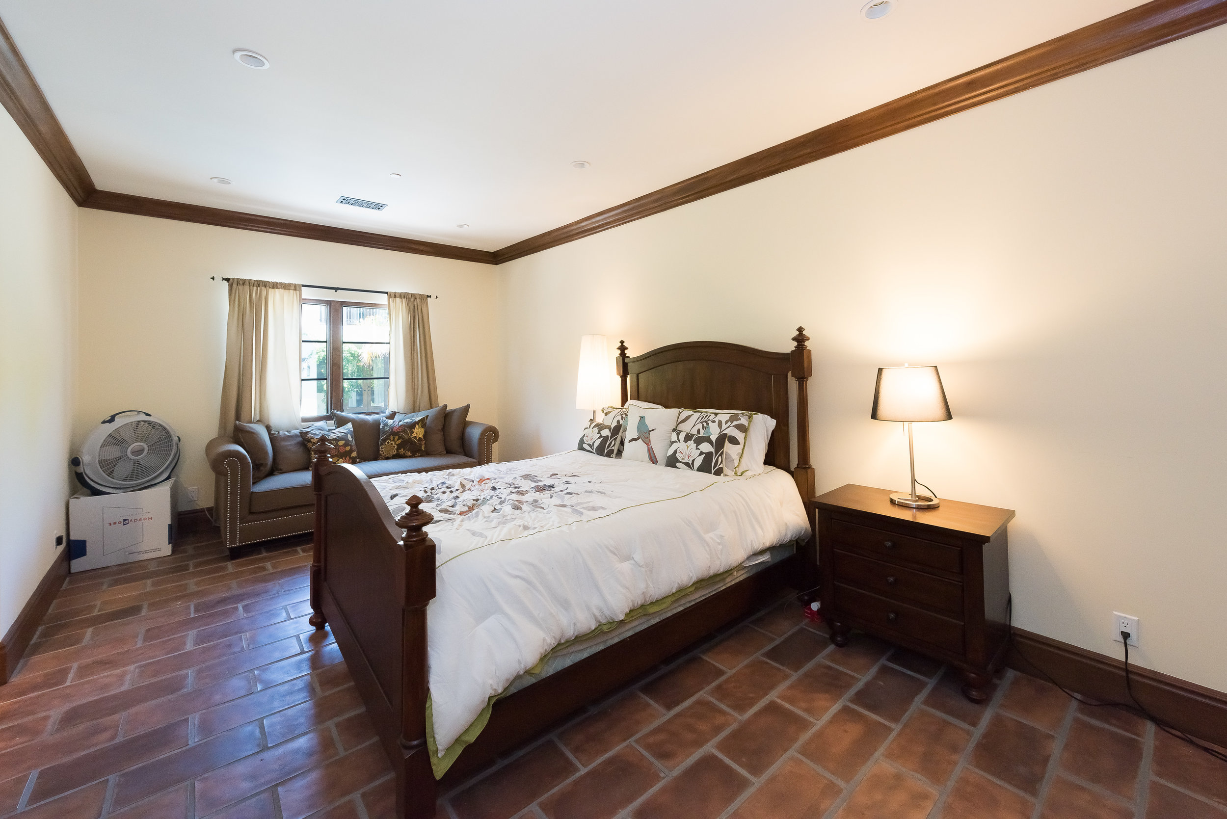 105 Guest House.jpg