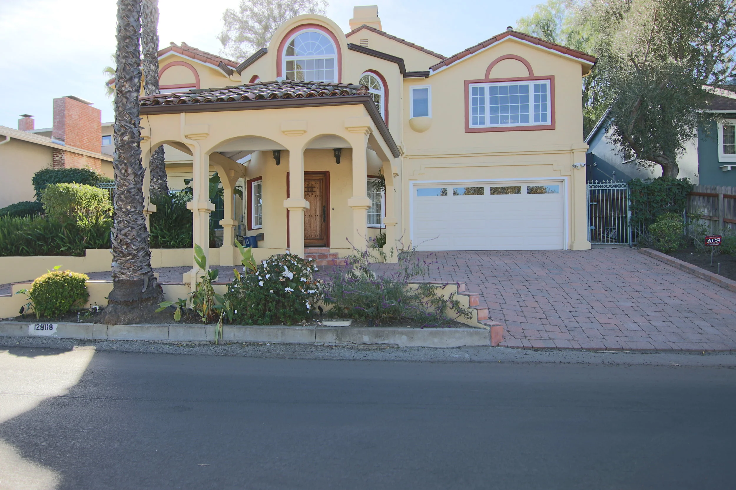 12968 Greenleaf St | Studio City