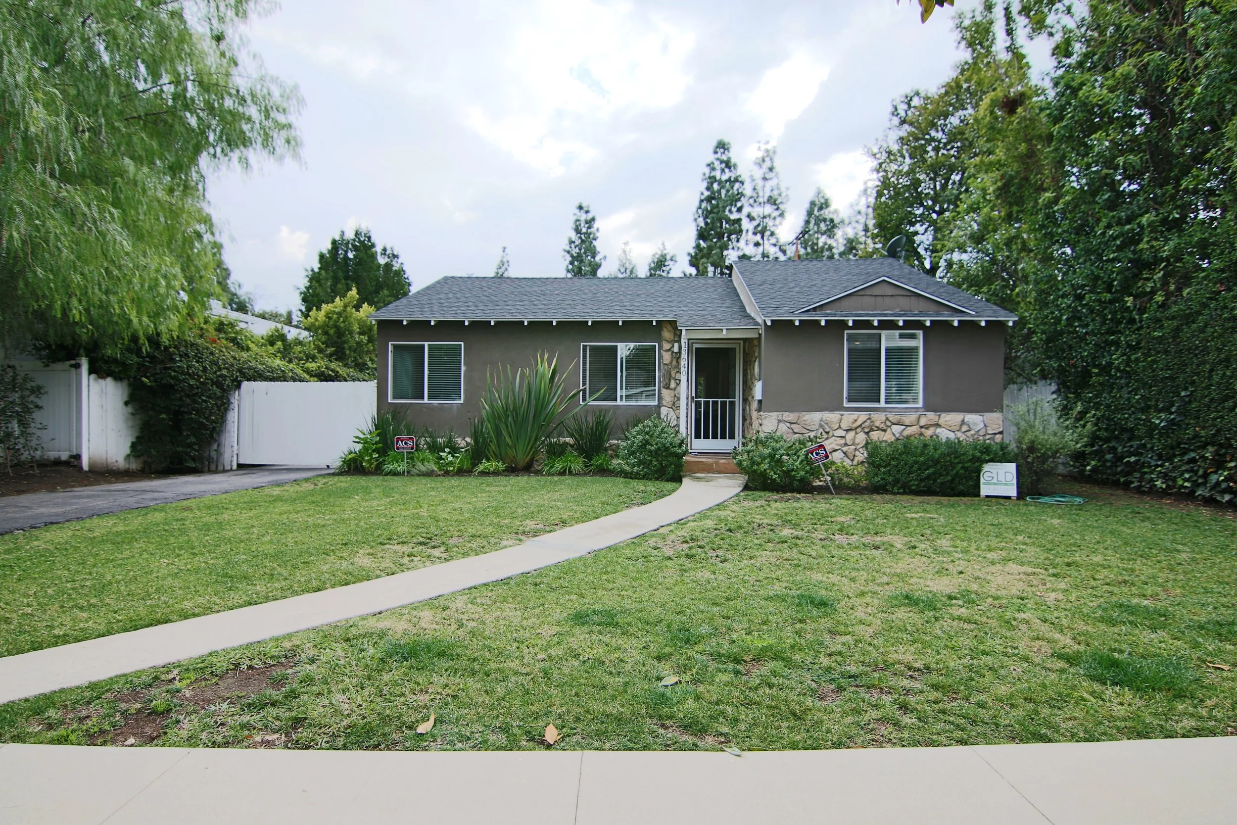 13640 Valleyheart Dr |Sherman oaks