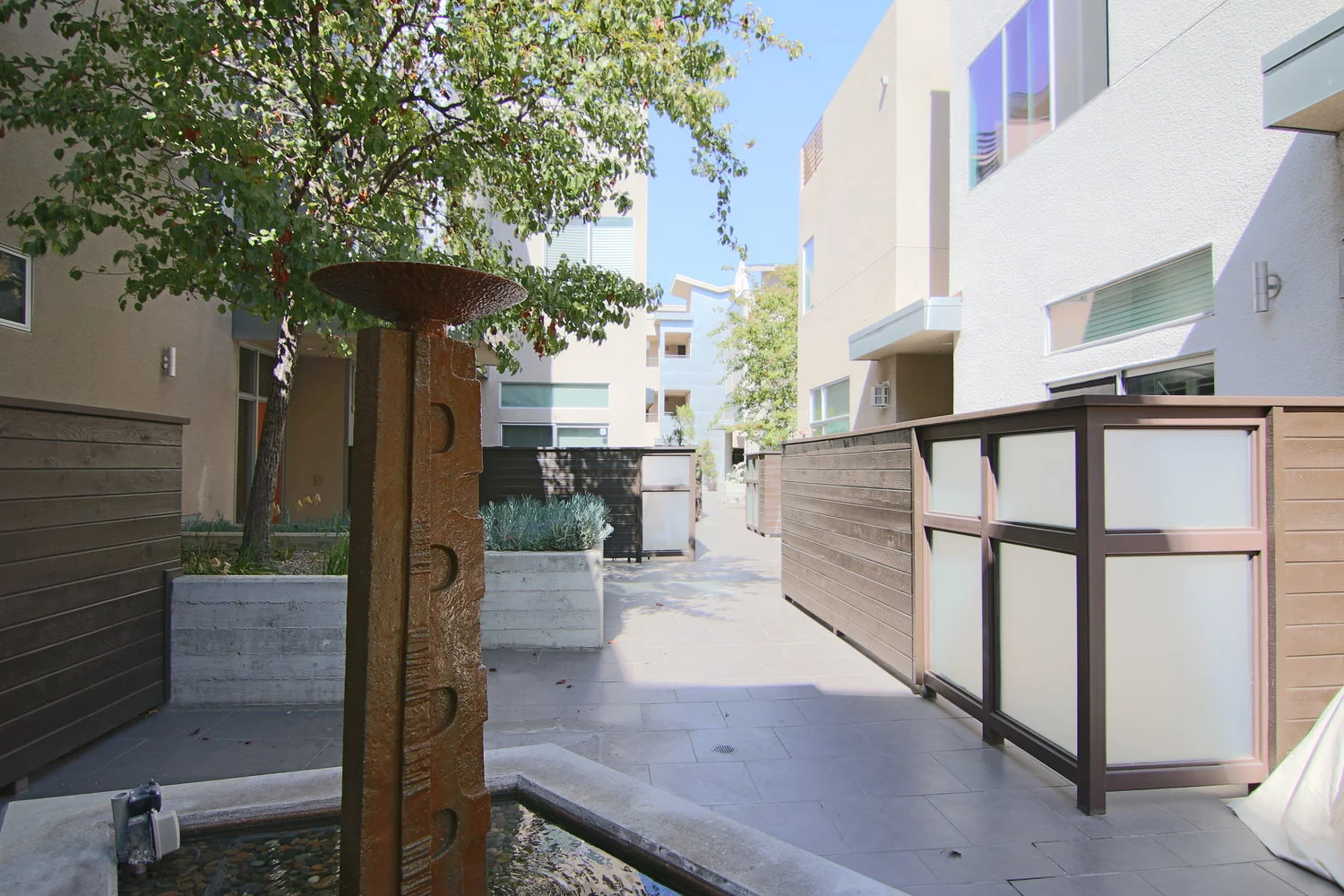 11815 Laurelwood Dr #13 | Studio City