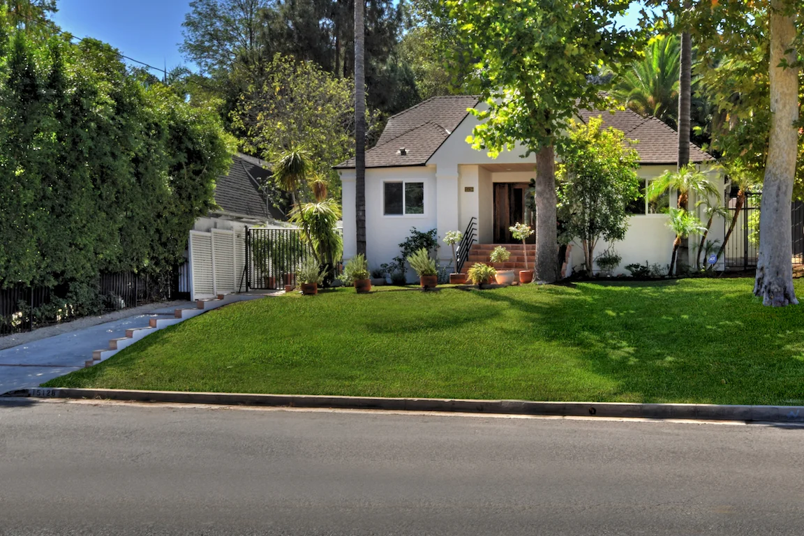 15128 Valley Vista Blvd | Sherman Oaks 