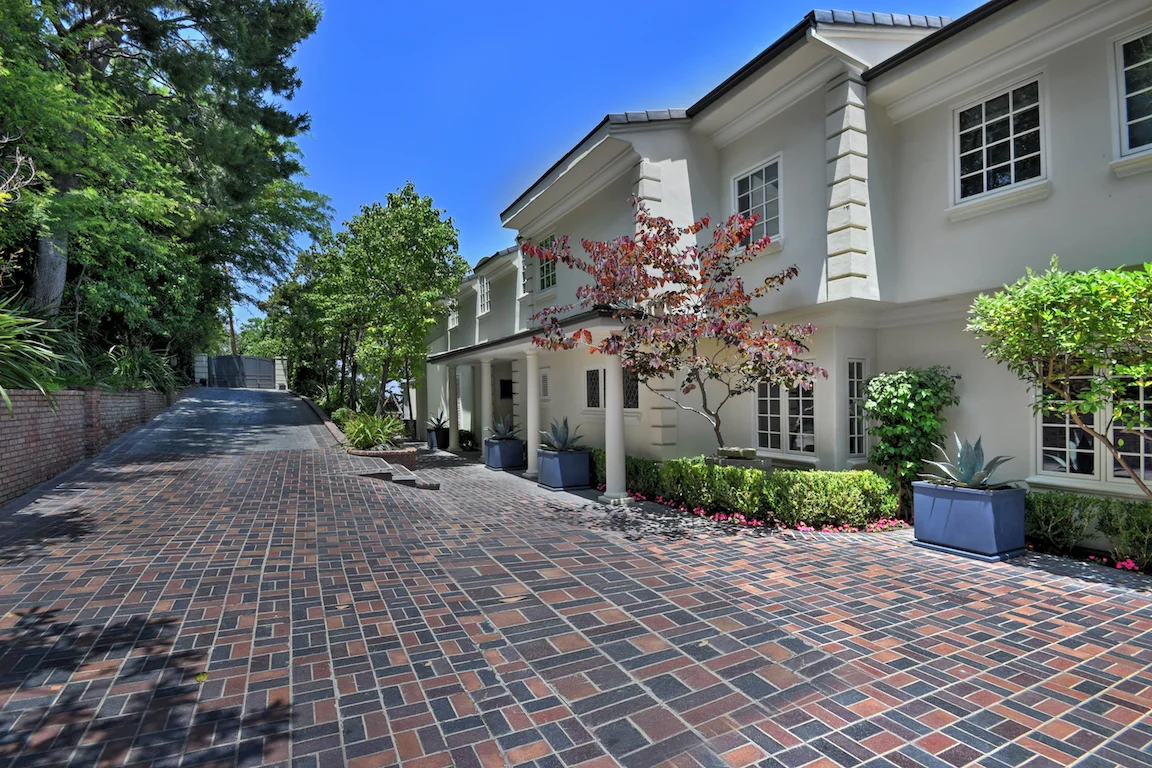 3716 Alomar Dr. | Sherman Oaks