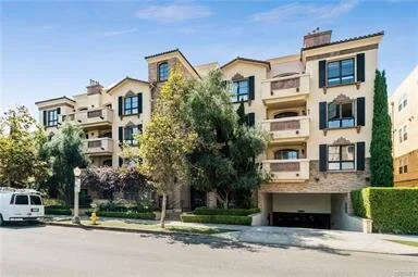 12026 Hoffman St # 303 | Studio City