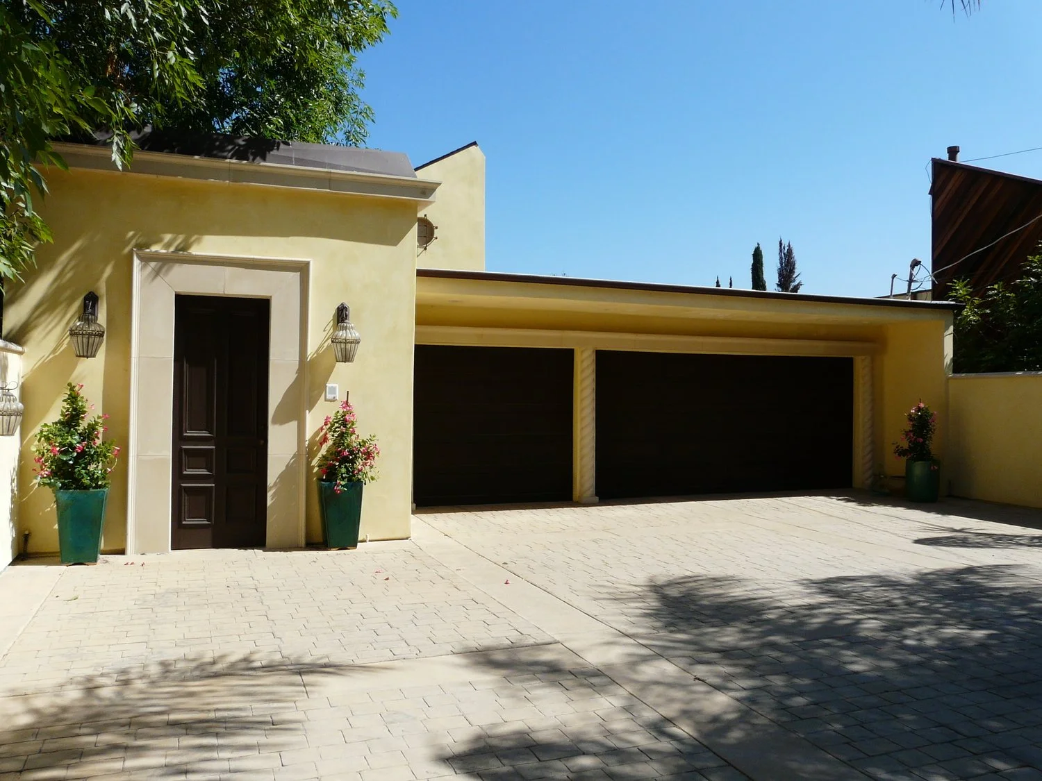 14839 Valley Vista Blvd | Sherman Oaks