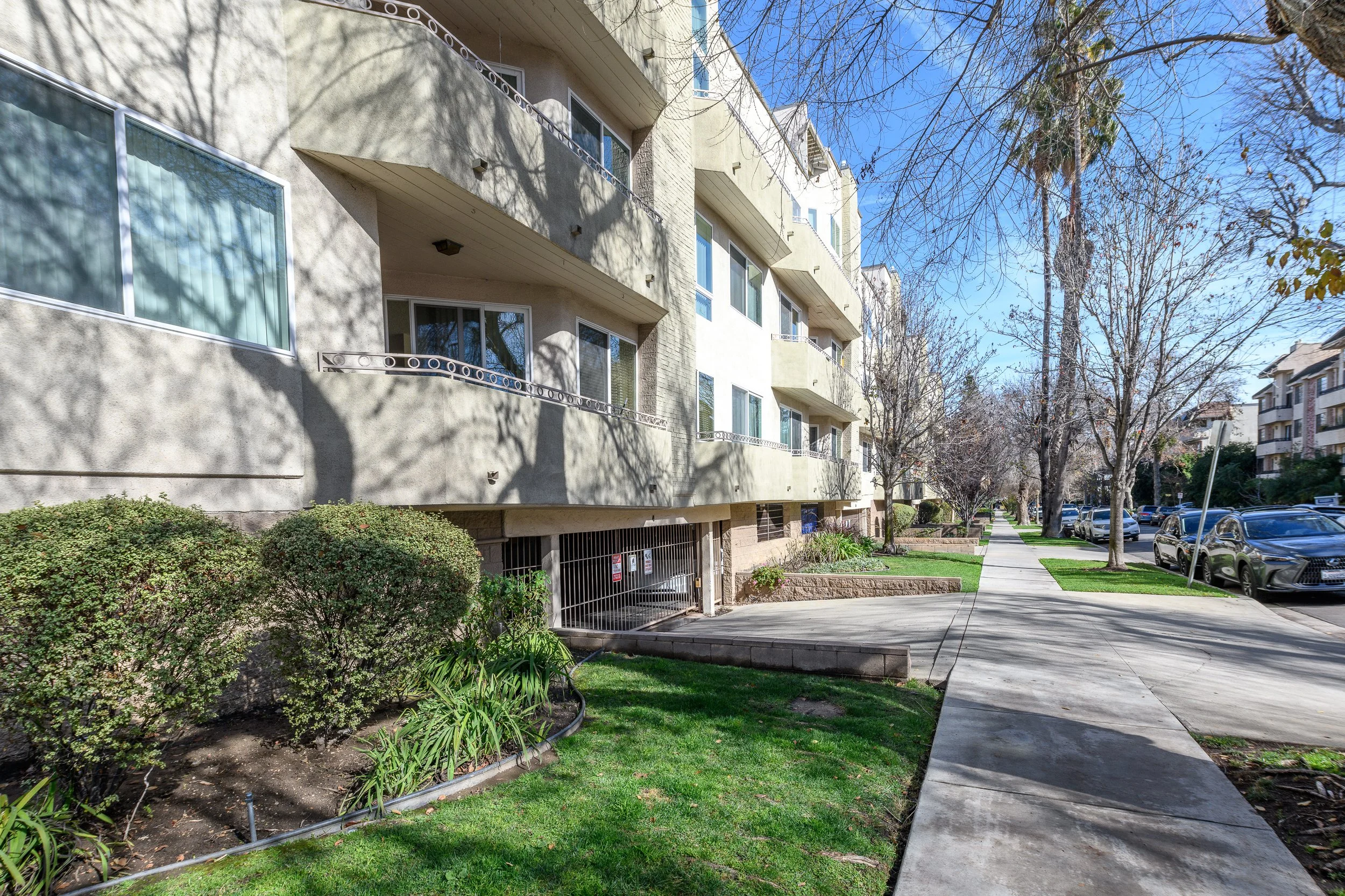 04 14569 Benefit St #212.jpg