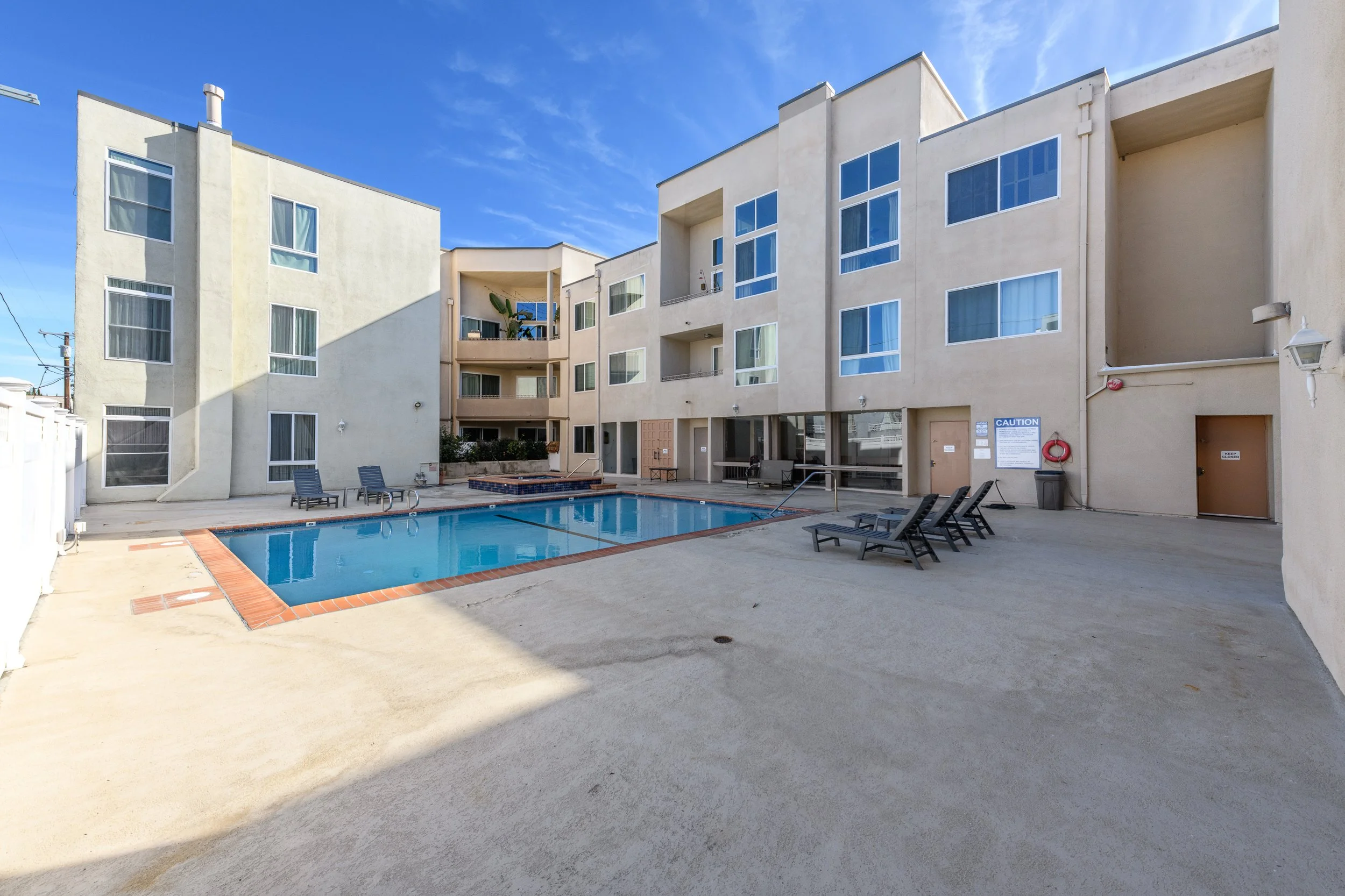 26 14569 Benefit St #212.jpg