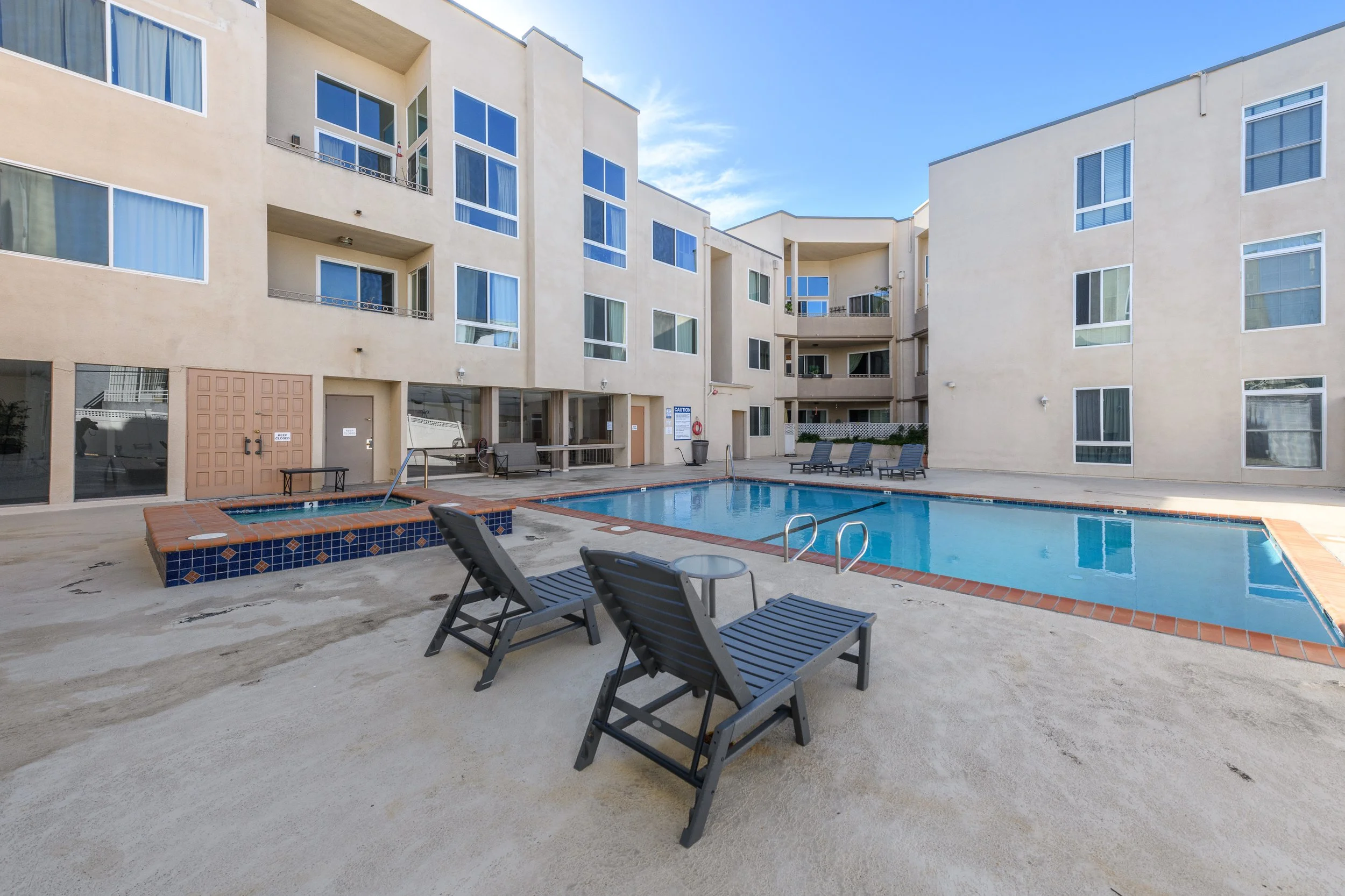 28 14569 Benefit St #212.jpg