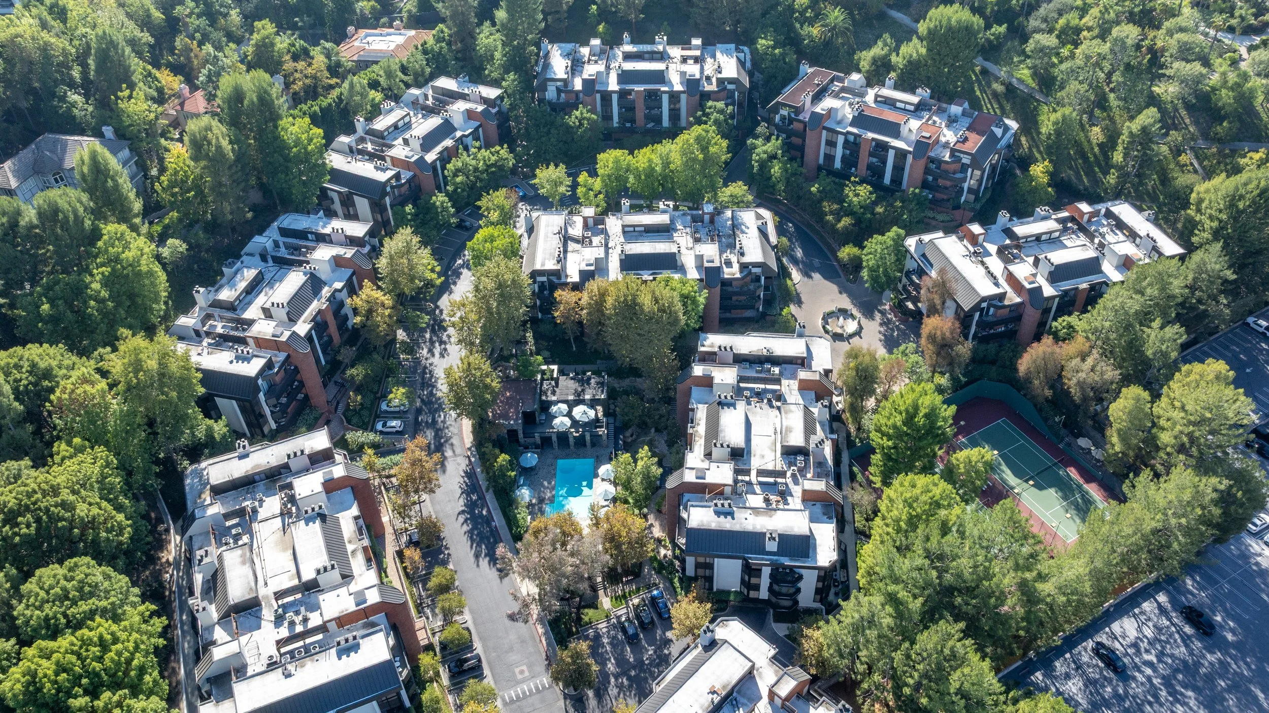 1    4774 Park Encino Ln #206.jpg