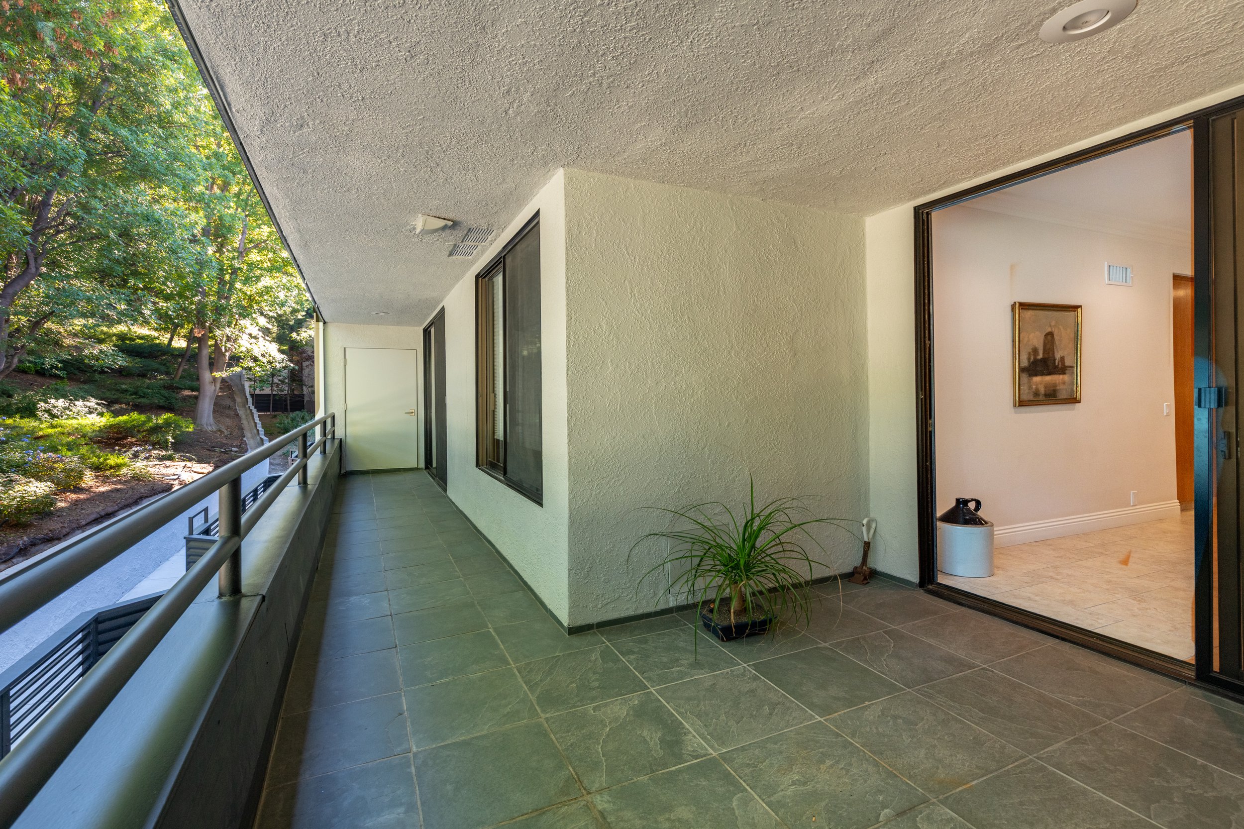 32    4774 Park Encino Ln #206.jpg