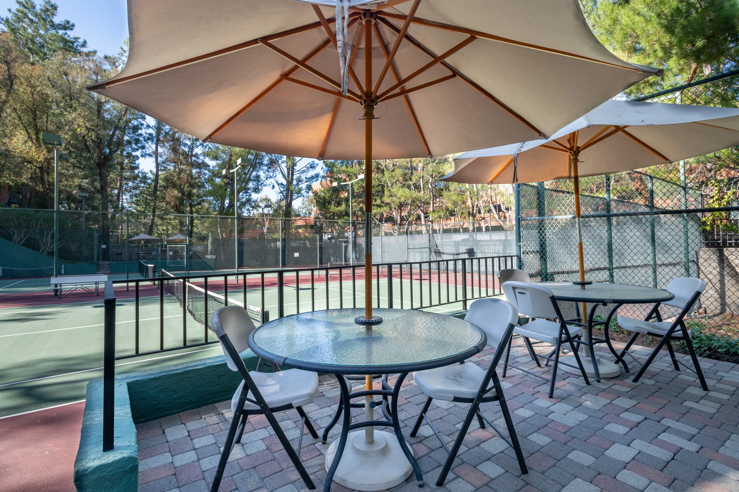 44    4774 Park Encino Ln #206.jpg