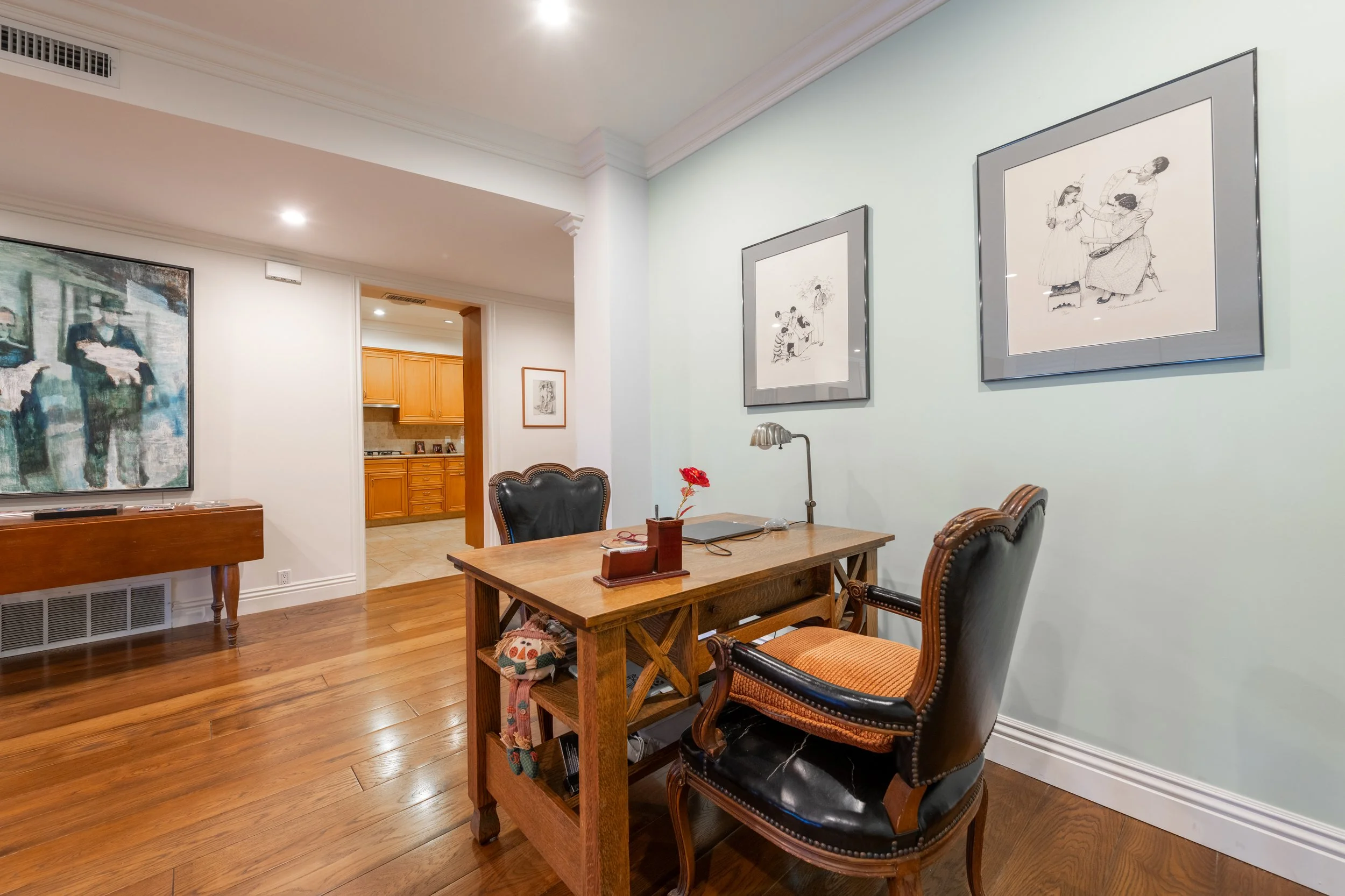 24    4774 Park Encino Ln #206.jpg