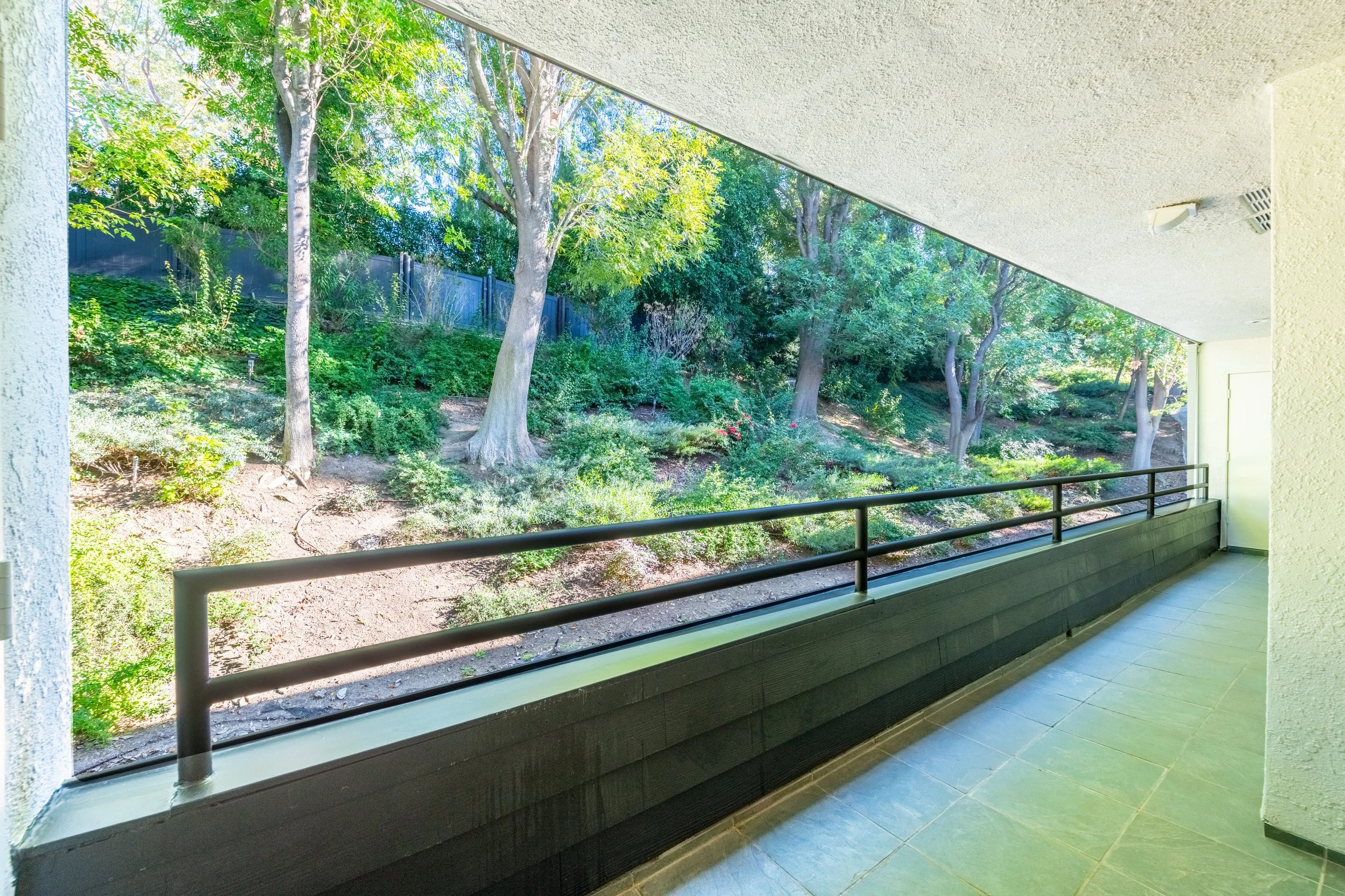 33    4774 Park Encino Ln #206.jpg