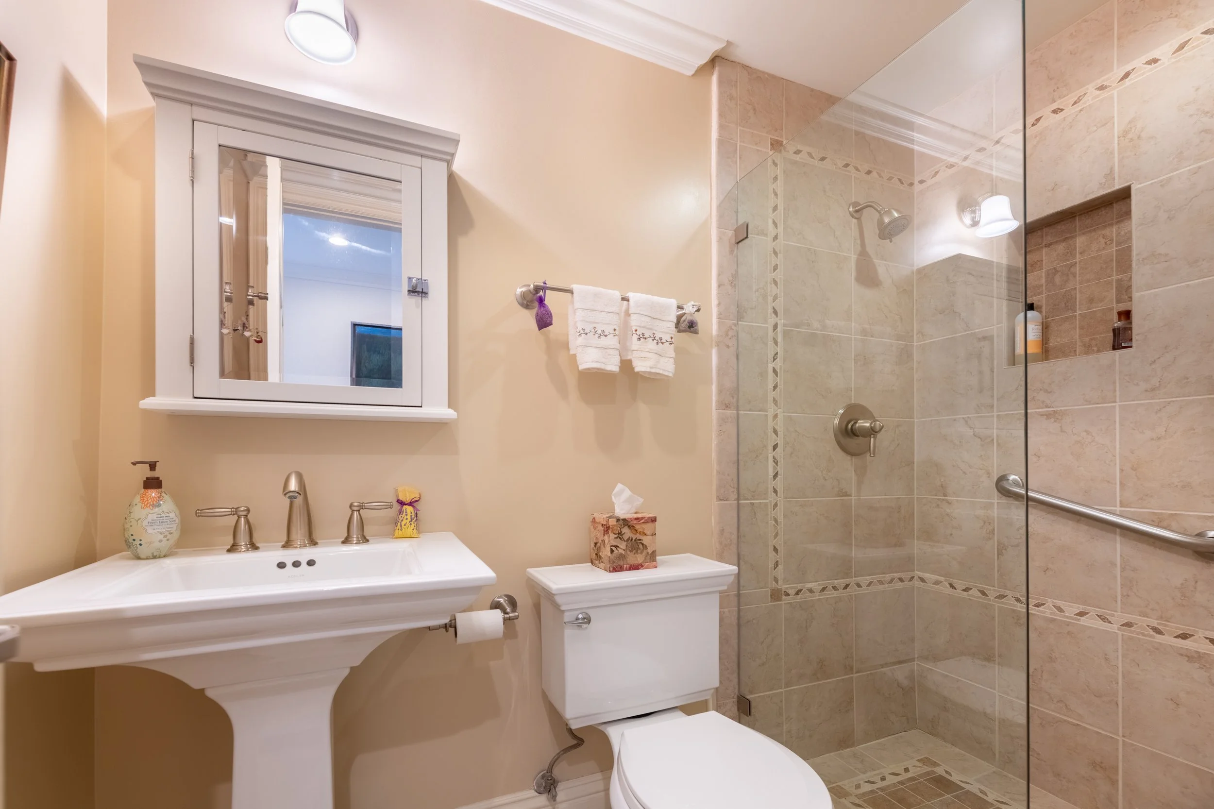 34    4774 Park Encino Ln #206.jpg