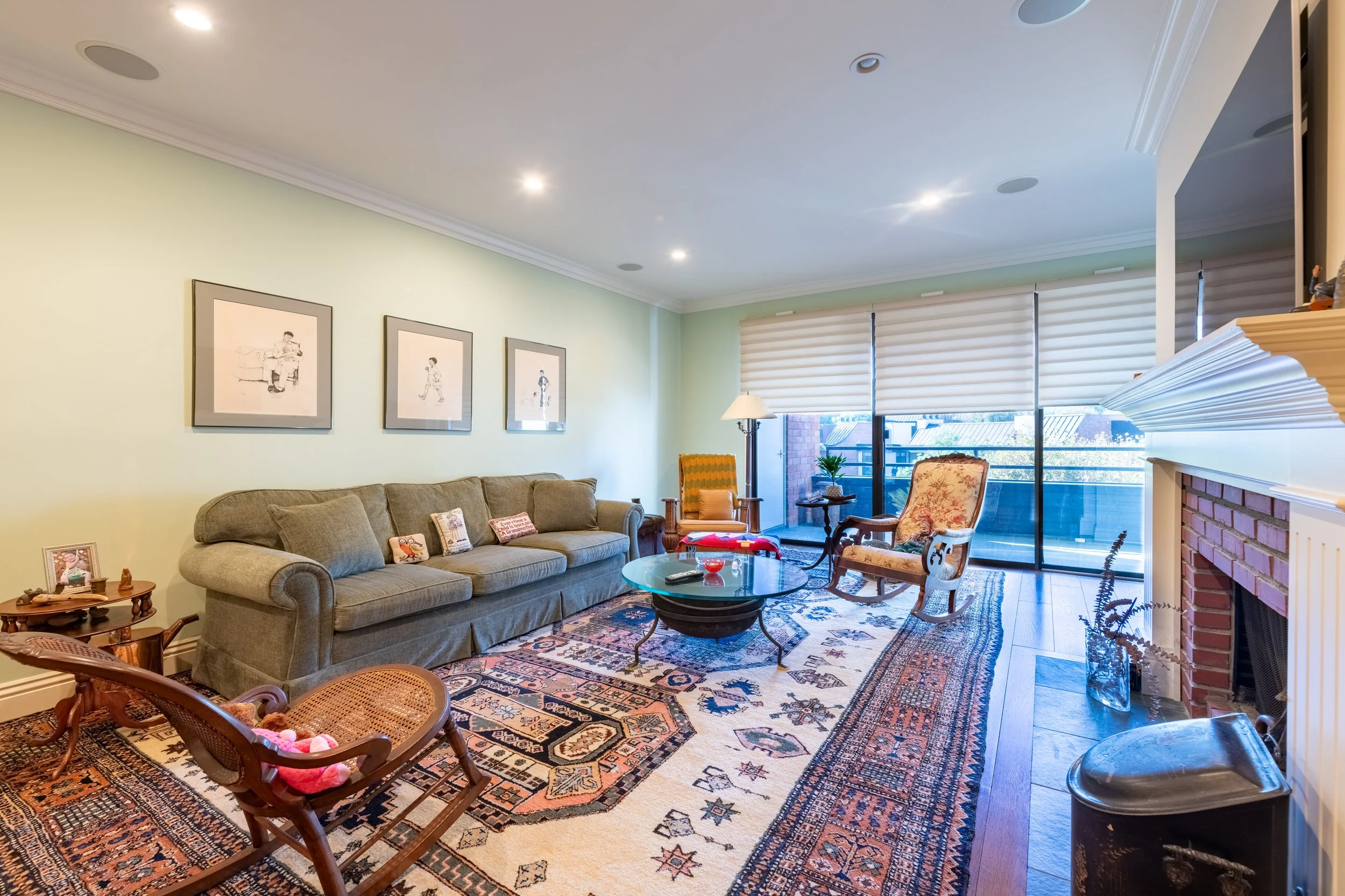 17    4774 Park Encino Ln #206.jpg