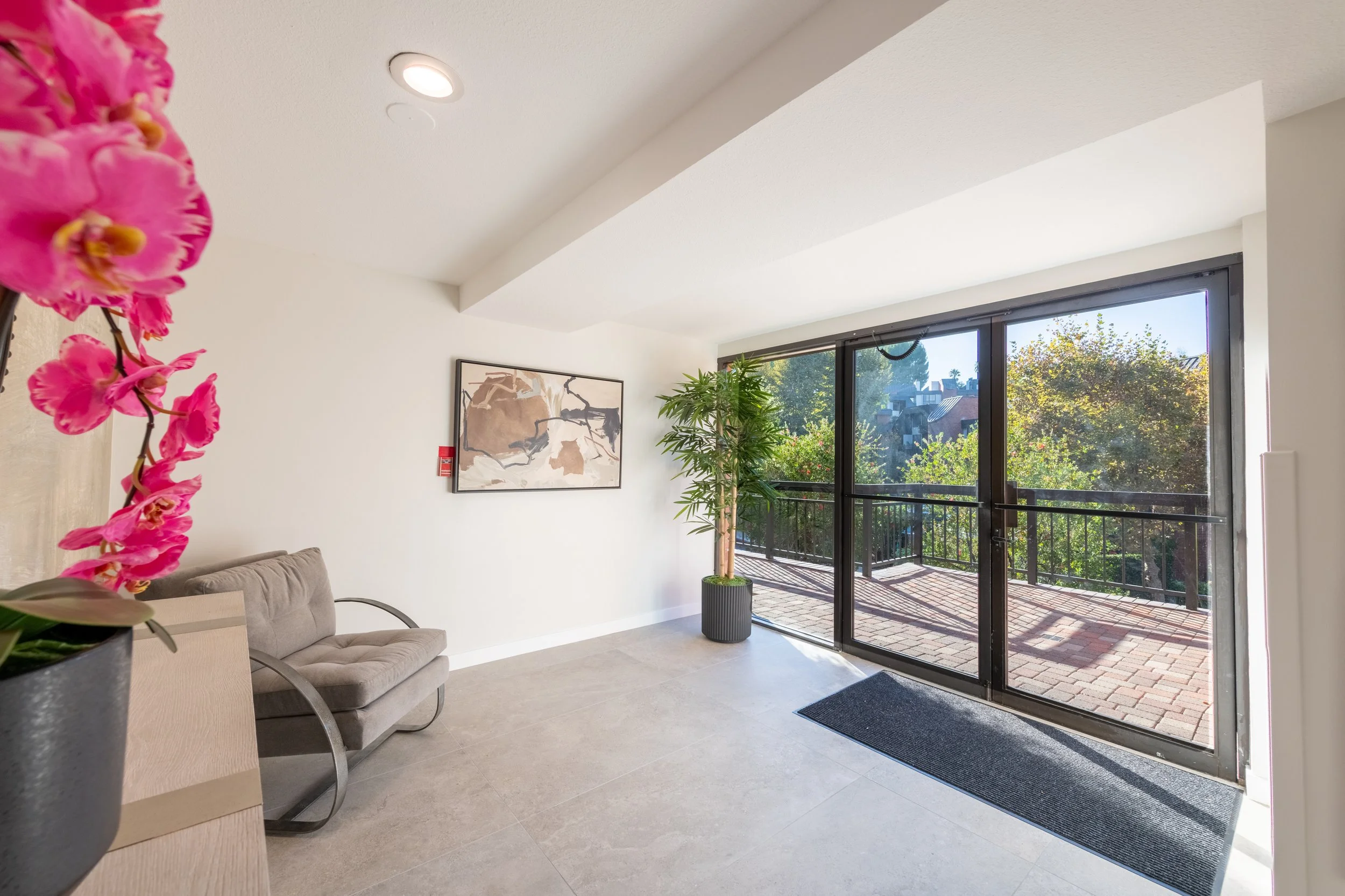 13    4774 Park Encino Ln #206.jpg