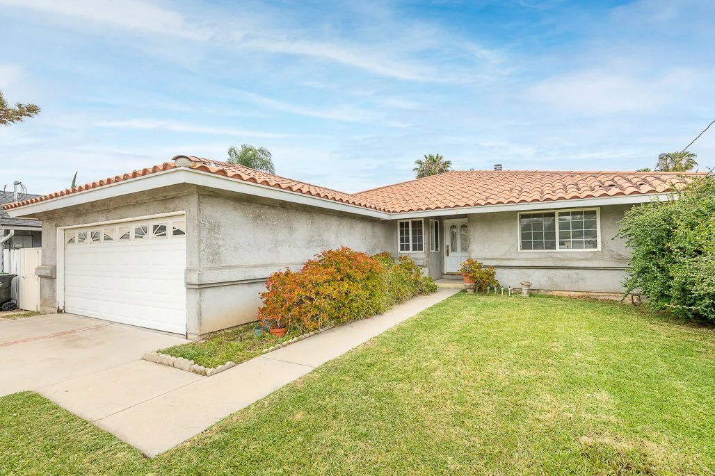 3    20019 Ingomar St.jpg