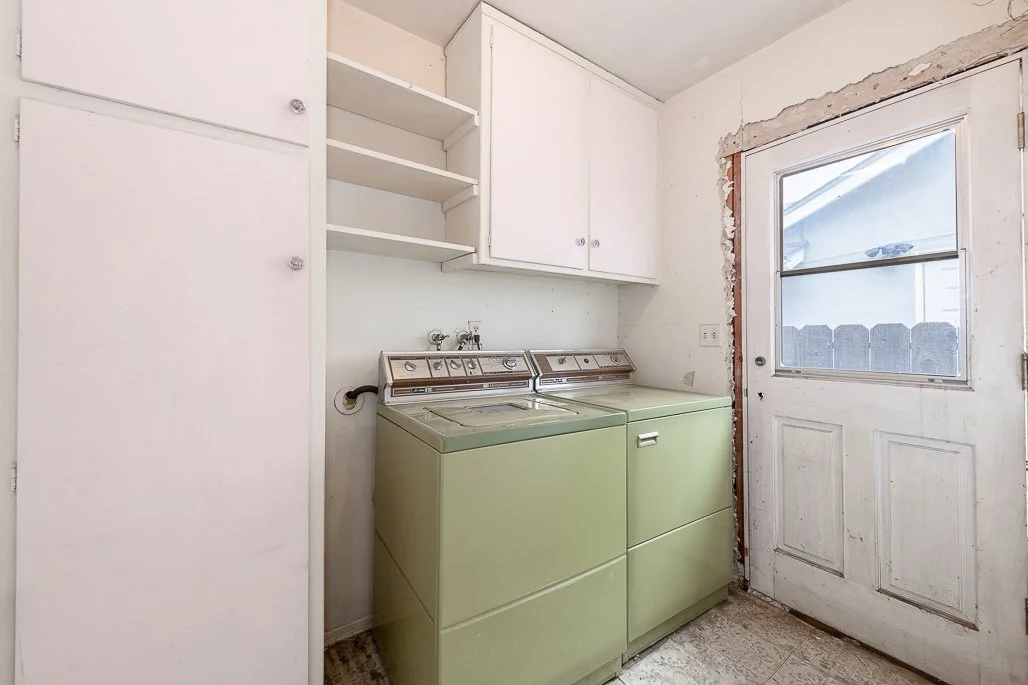 20    20019 Ingomar St.jpg