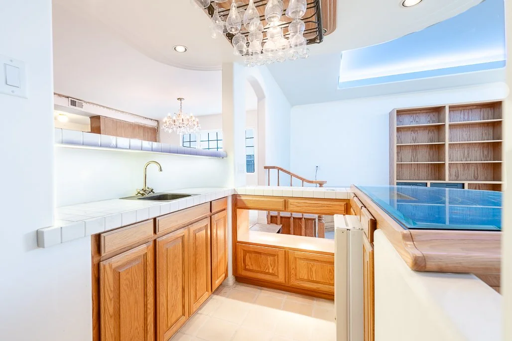 23    20019 Ingomar St.jpg