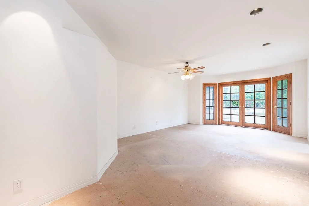 31    20019 Ingomar St.jpg